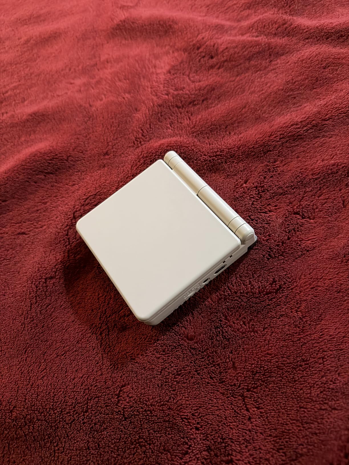 Anbernic RG34XXSP Retro Gaming Console - Flip Design, 3.4'' IPS Screen 720x480, 64G TF Card with 5000+ Games, Portable Handheld, 3300mAh Battery, WiFi HDMI Bluetooth (Black 64G) customer photo 1