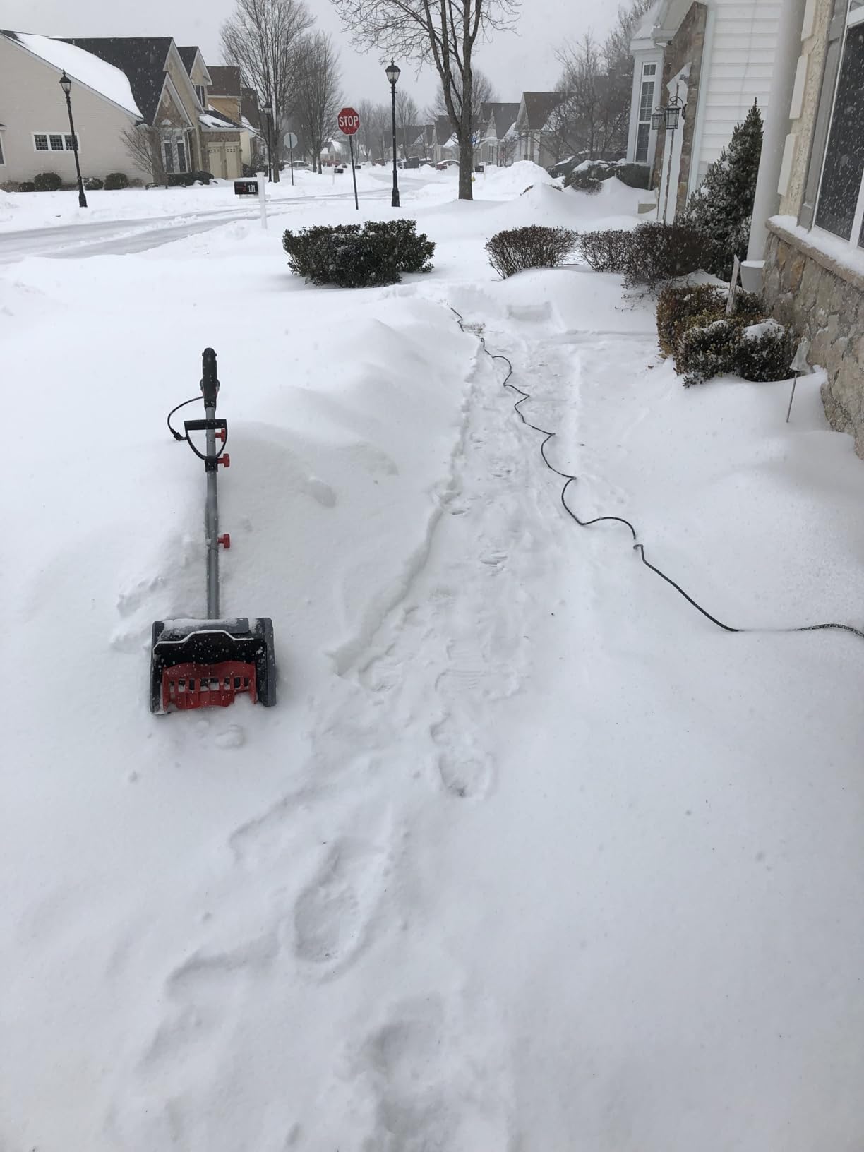 EWORK Corded Snow Shovel 11-Inch 1200W 10A Powerful Electric Snow Shovels, 6-Inch Clearing Depth, 23-Foot Max Throw Distance, Power Snow Blower for Driveway, Steps, Sidewalk, Porch customer photo 1