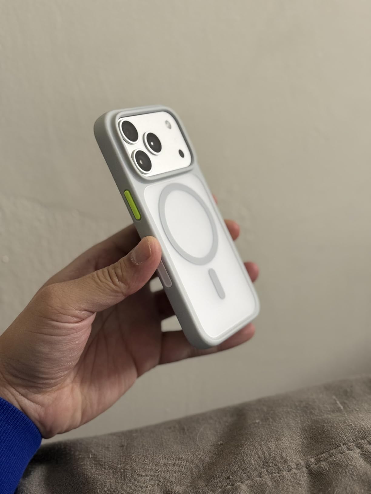 TORRAS Magnetic Shockproof for iPhone 17 Pro Case, Camera Control, Fit for MagSafe, Military-Grade Protection, Translucent Slim Case for iPhone 17 Pro Phone Case Anti-Fingerprint, Deep Blue customer photo 1