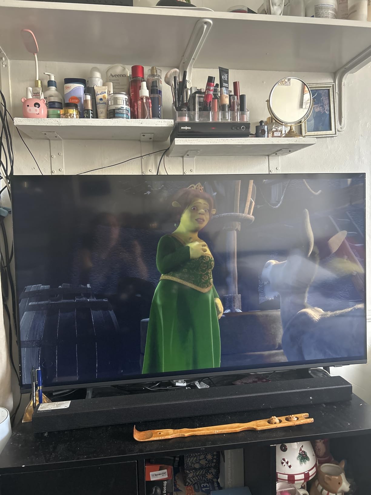 Samsung 50 Inch Smart TV 2025 Class U8000 Series Crystal UHD 4K Smart Tizen TV with Bluetooth, Motion Xcelerator (Renewed) customer photo 1