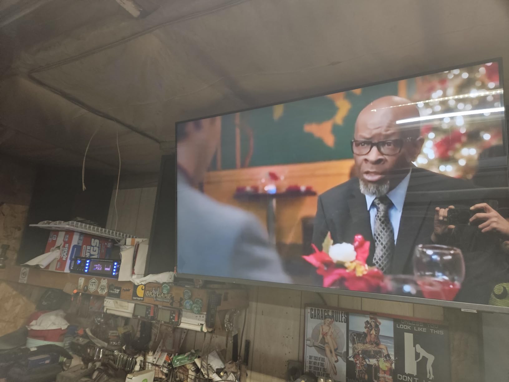 Samsung 50 Inch Smart TV 2025 Class U8000 Series Crystal UHD 4K Smart Tizen TV with Bluetooth, Motion Xcelerator (Renewed) customer photo 2