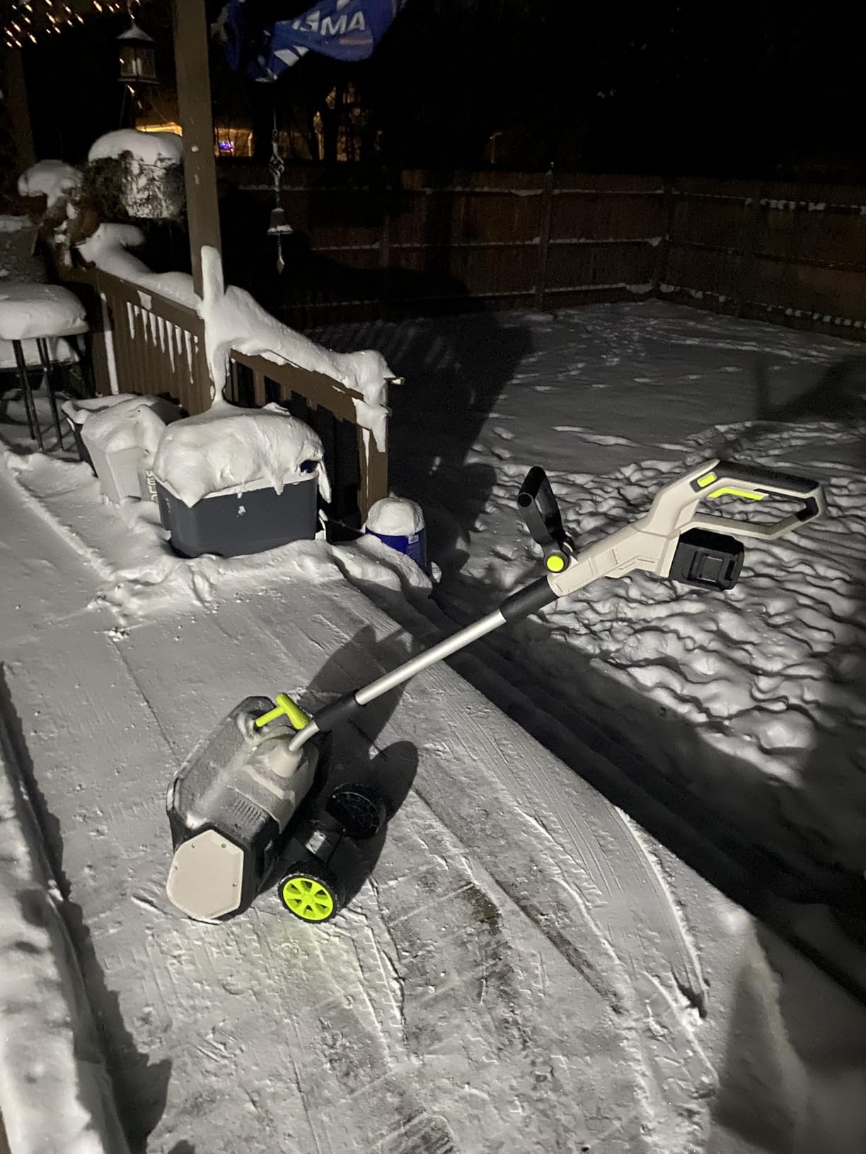 Cordless Snow Shovel: DEKOPRO 40V|17-Inch Cordless Snow Blower, Electric Snow Shove with Adjustable Chute, Lightweight Electric Snow Blower for Sidewalks & Stairs (2x20V Batteries) customer photo 1