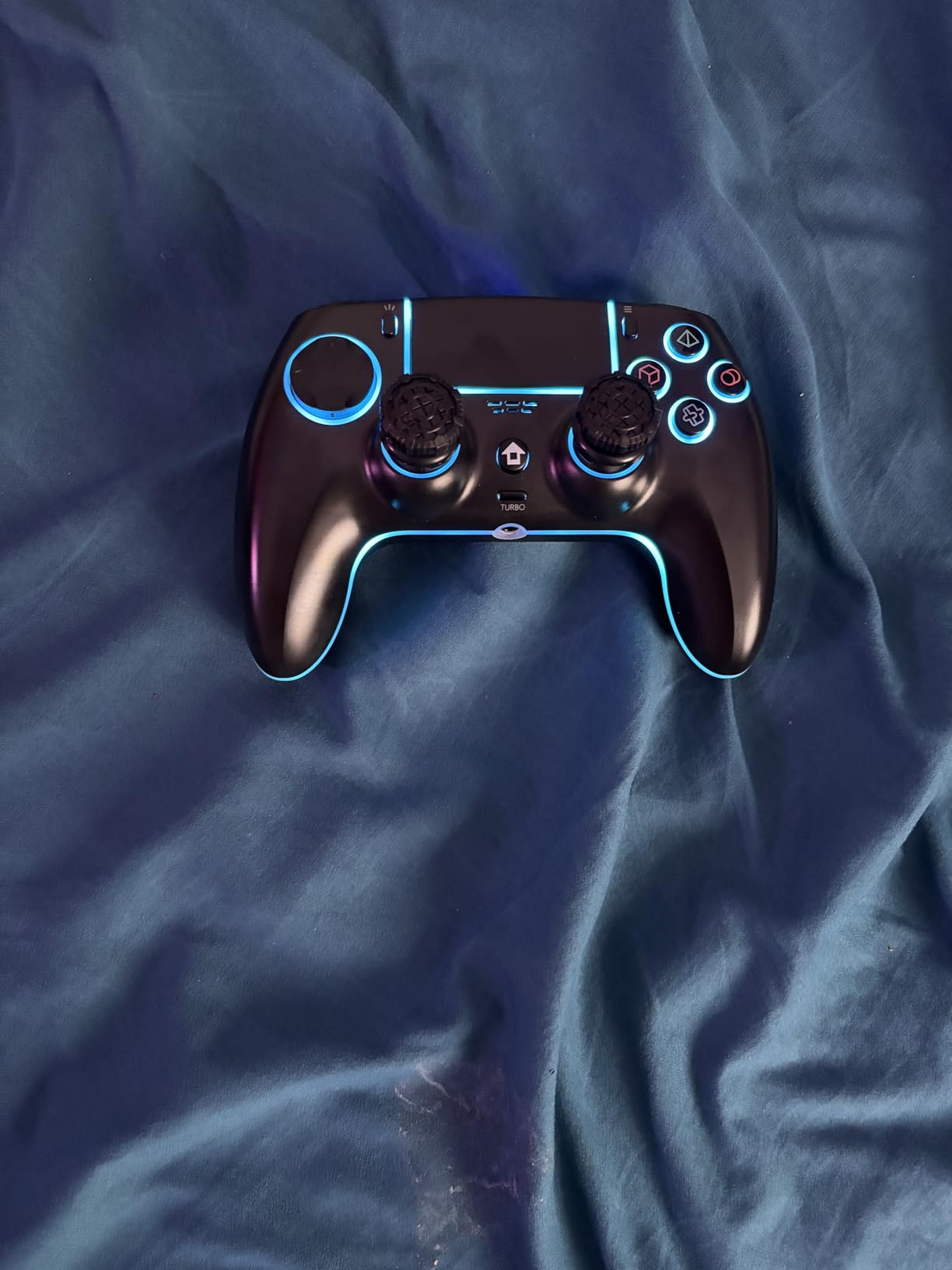 MYSTILUCK Wireless Pro Controller for PS5/Pro/PC/MAC/Mobile/Steam Deck customer photo 1