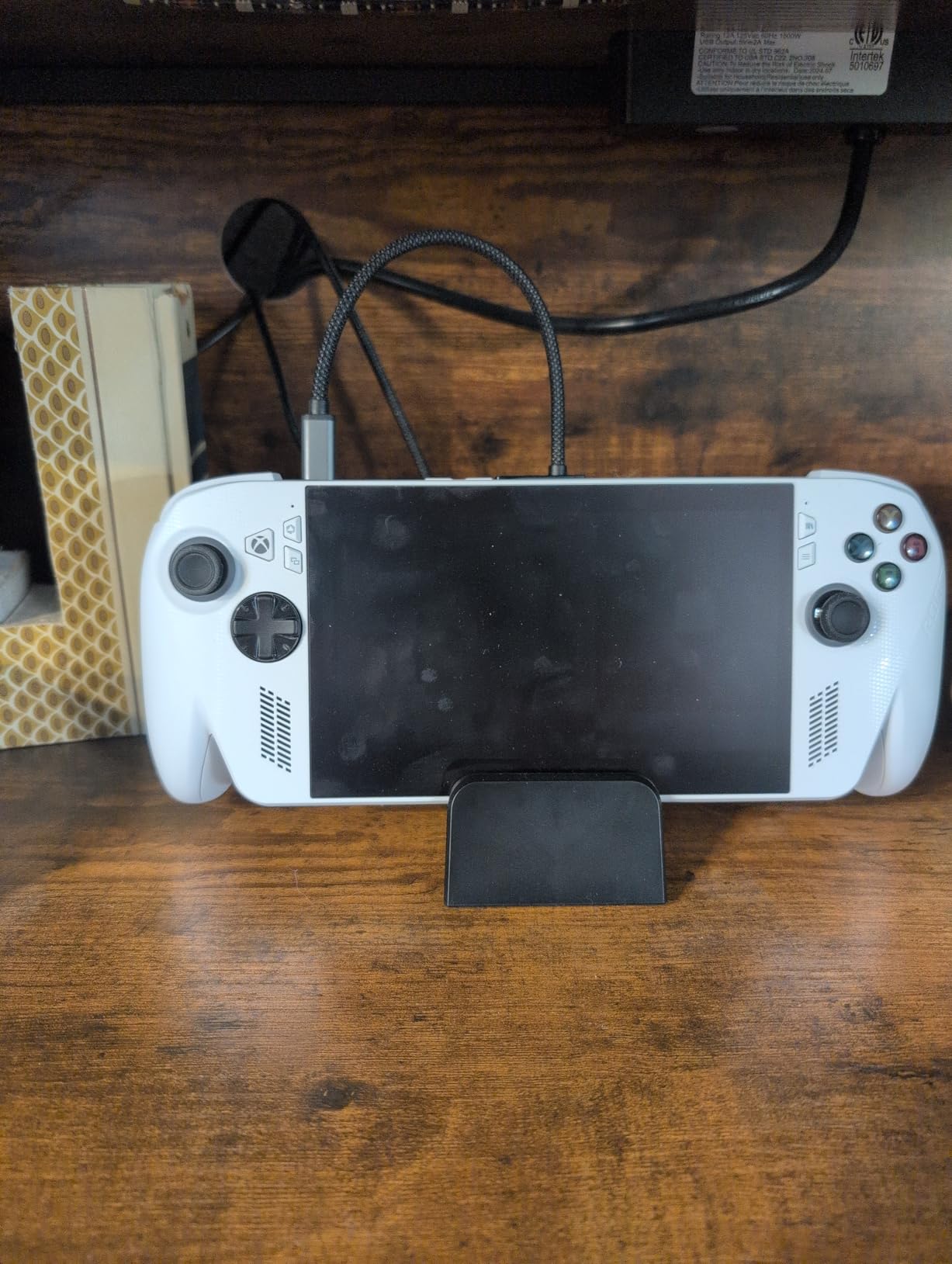 ASUS ROG Xbox Ally - 7