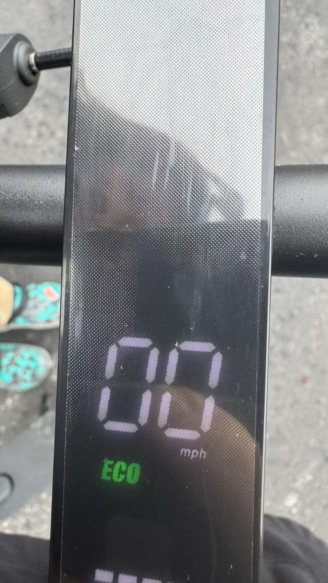 Electric Scooter, 500W/1000W/1500W Peak Powerful Motor, 18/25/28 Top MPH, 23/28 Miles Range, 8.5