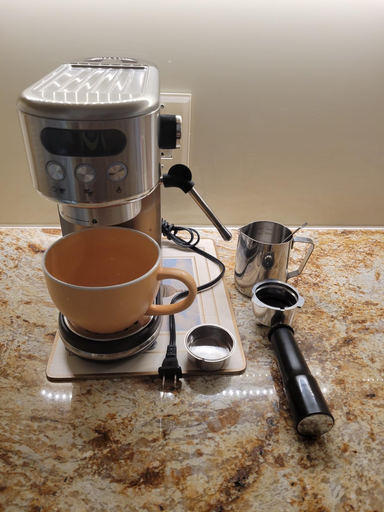 Neretva Espresso Machine 20 Bar, Super Compact Espresso Maker Stainless Steel Professional Espresso Maker Machine with Power Steam & LED Display for Home Barista Latte and Cappuccino Maker-Beige customer photo 1