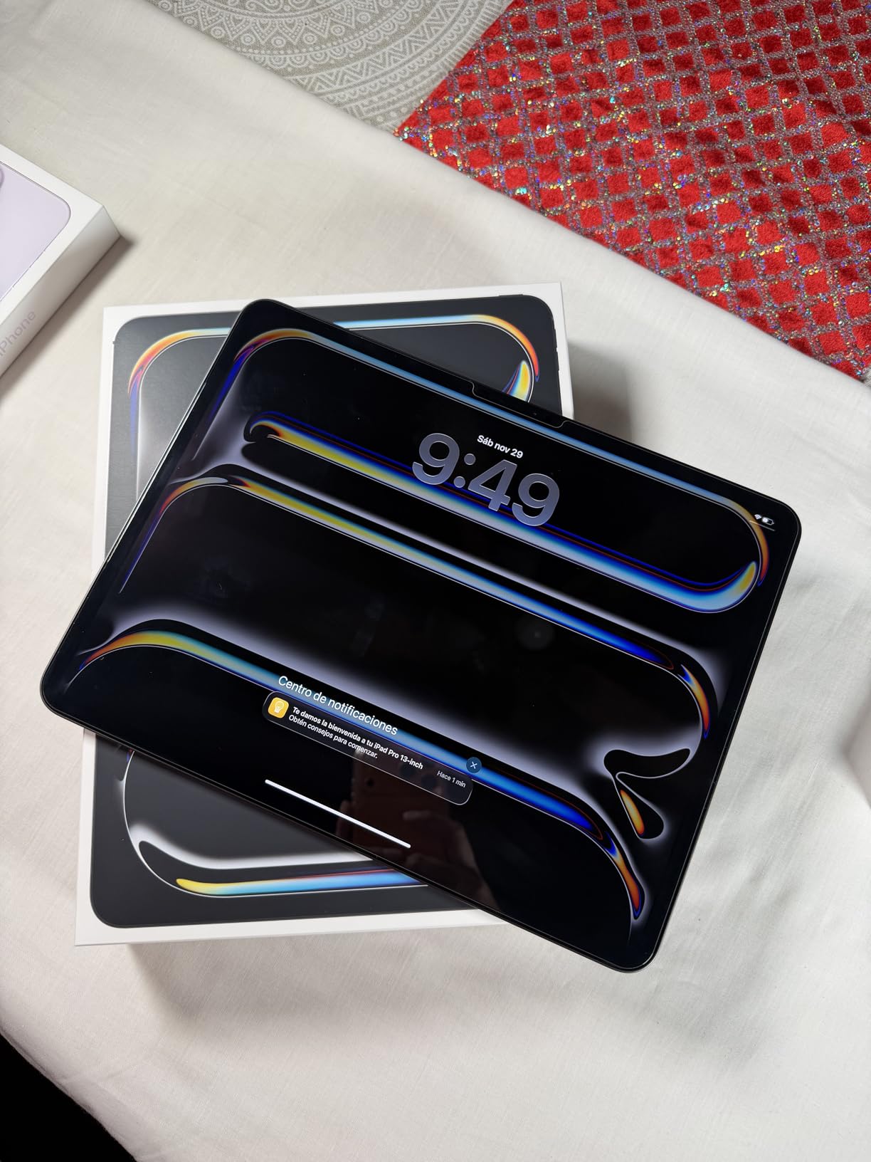 Apple iPad Pro 13-inch (M5): Ultra Retina XDR Display, 256GB, Landscape 12MP Front Camera/12MP Back Camera, LiDAR Scanner, Wi-Fi 7 with Apple N1, Face ID, All-Day Battery Life - Space Black customer photo 1