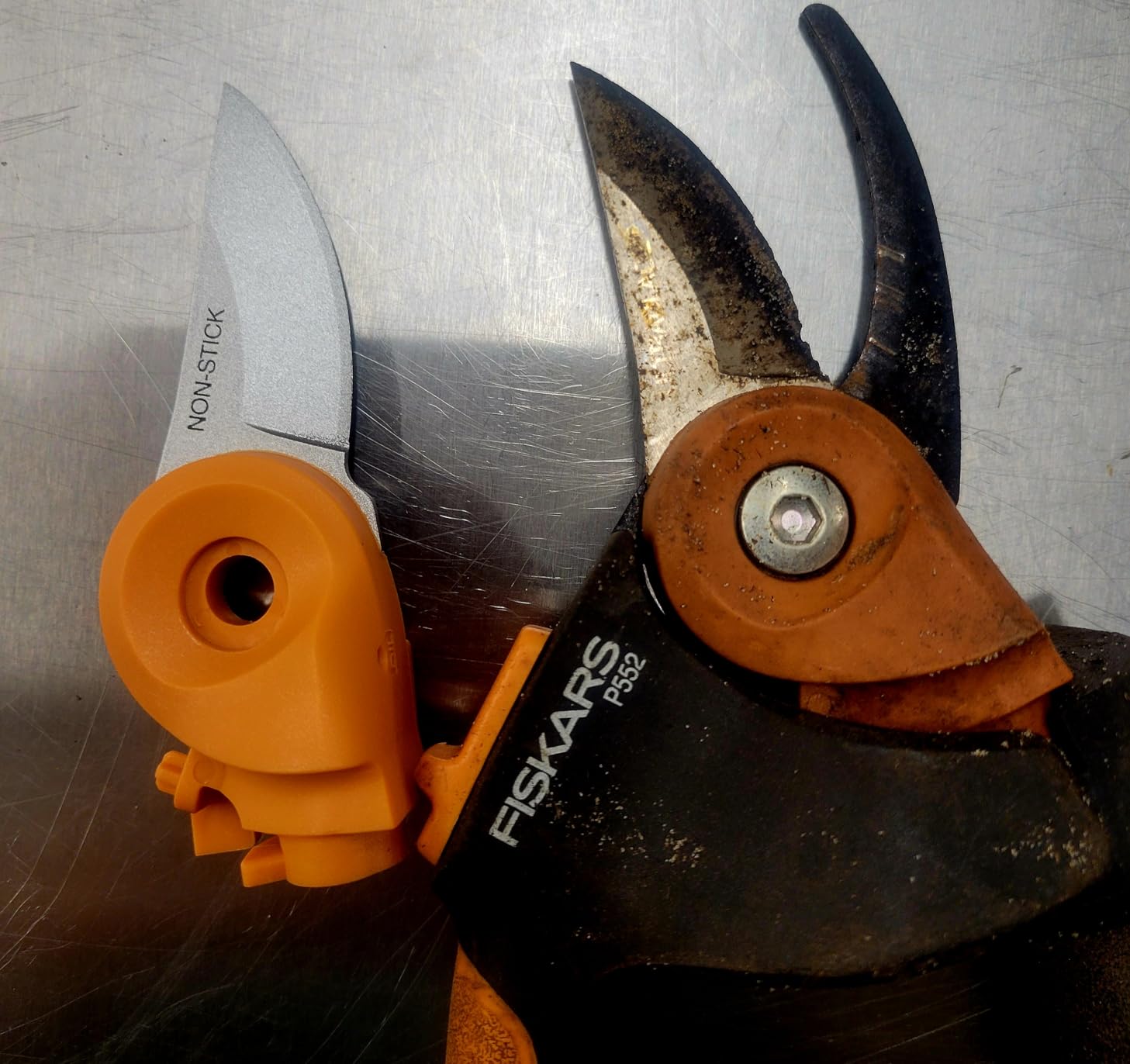 Fiskars Bypass Pruning Shears, 5/8
