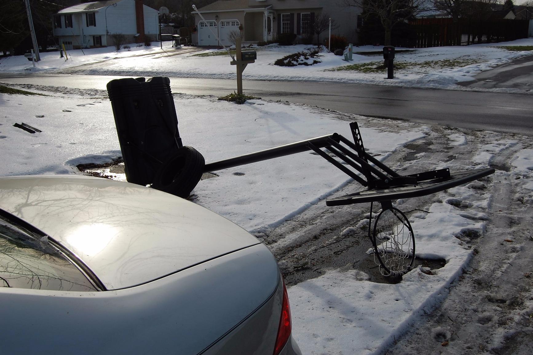 Lifetime 73650 44 Inch Shatterproof Backboard and Rim Combo Kit customer photo 2