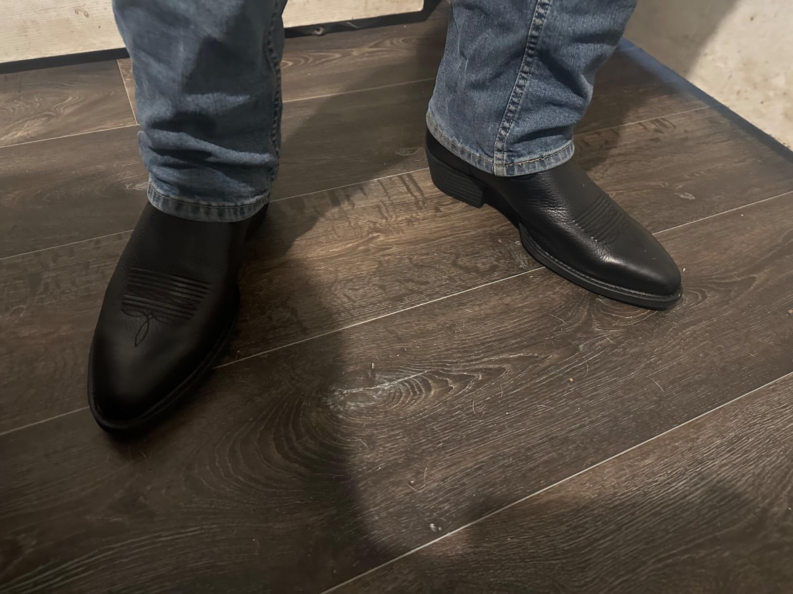 Ariat Men's Heritage R Toe Western Boot customer photo 1