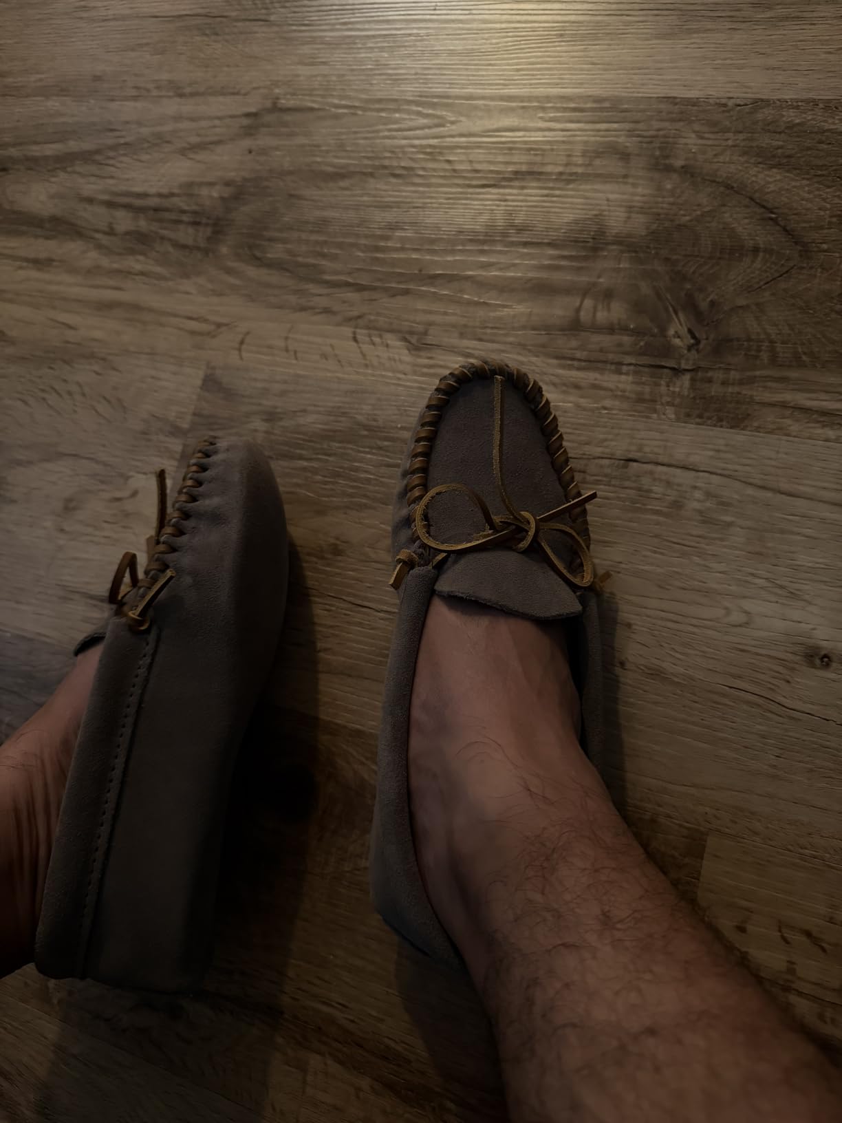 Minnetonka Men's Leather Laced Softsole Moccasin customer photo 1