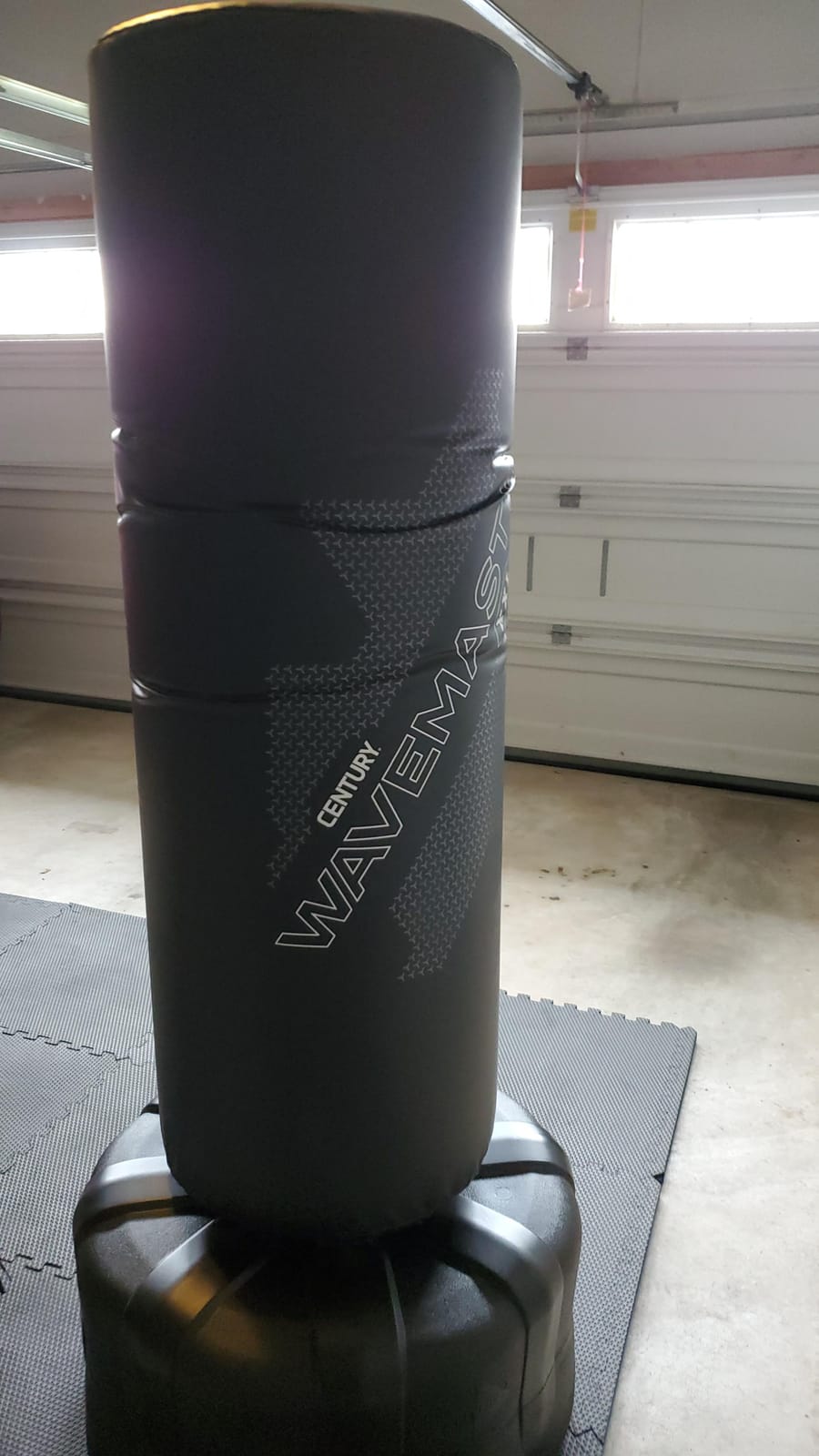 Century Wavemaster XXL | Freestanding Punching Bag with Base | Heavy Bag Boxing Martial Arts Kickboxing Bag | Optimal Strength and Cardio Training Bag customer photo 1