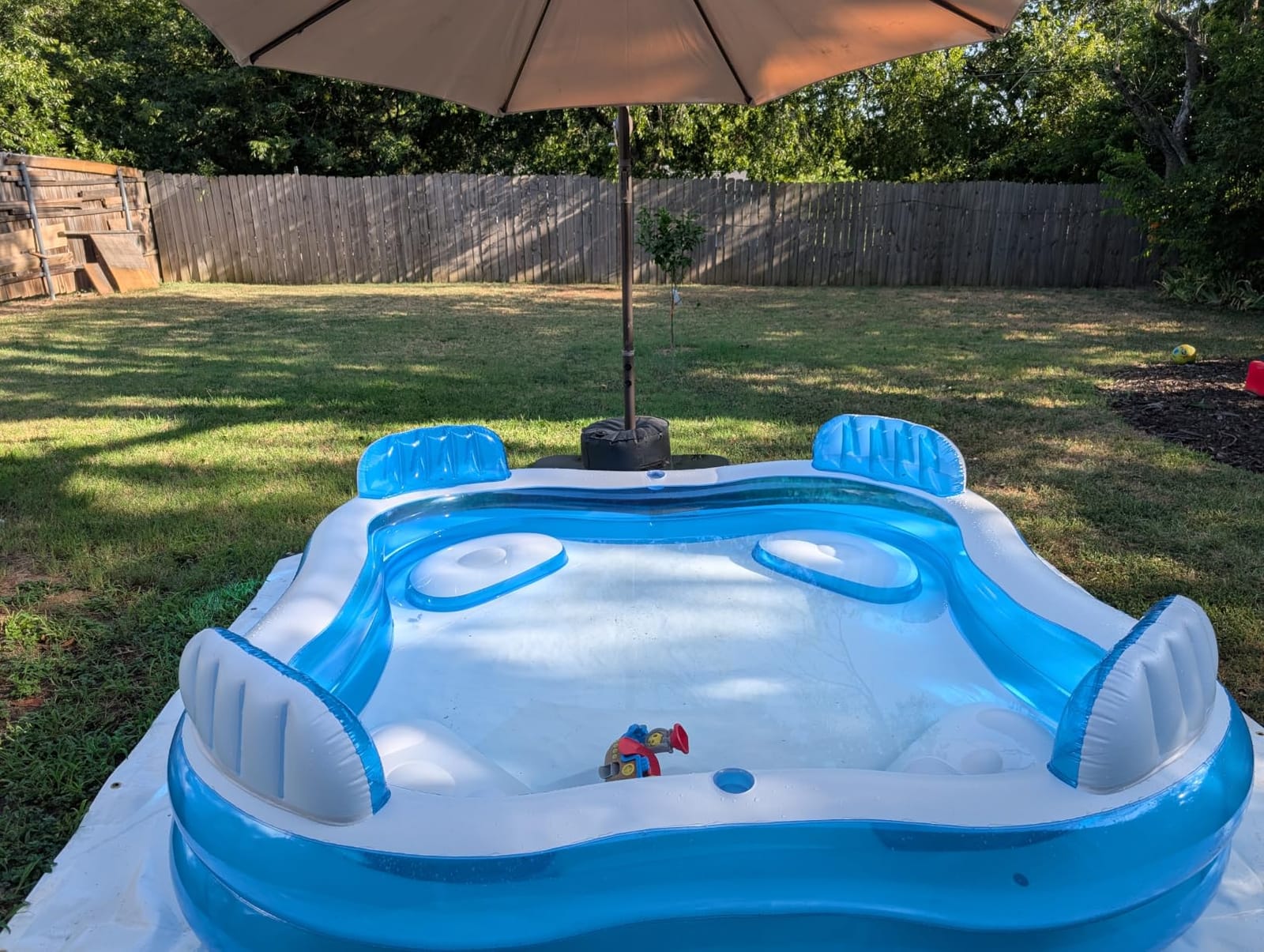 Intex 56475EP Swim Center Family Lounge Inflatable Pool, 90