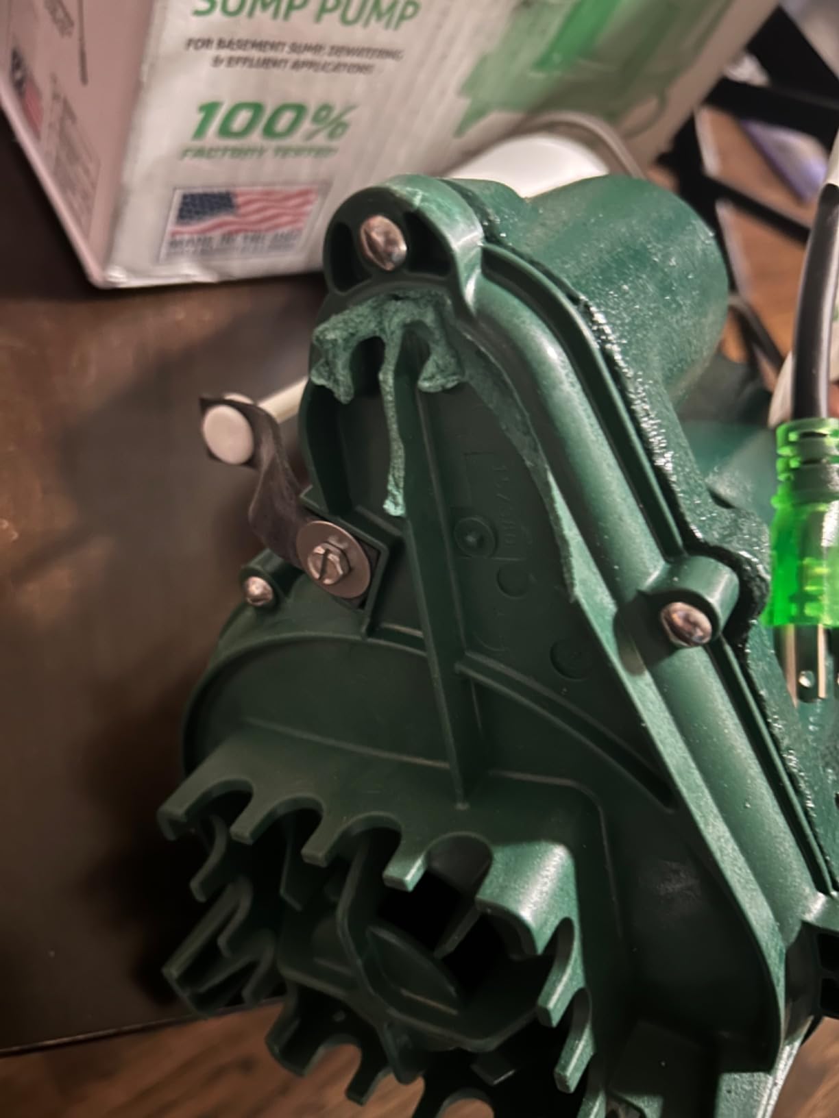 Zoeller M98 Flow-Mate Sump Pump - 1/2 HP - Cast Iron - LED Power Plug - High Flow - Vortex Impeller - Stainless Steel Hardware - Factory Tested and Float Operated customer photo 2
