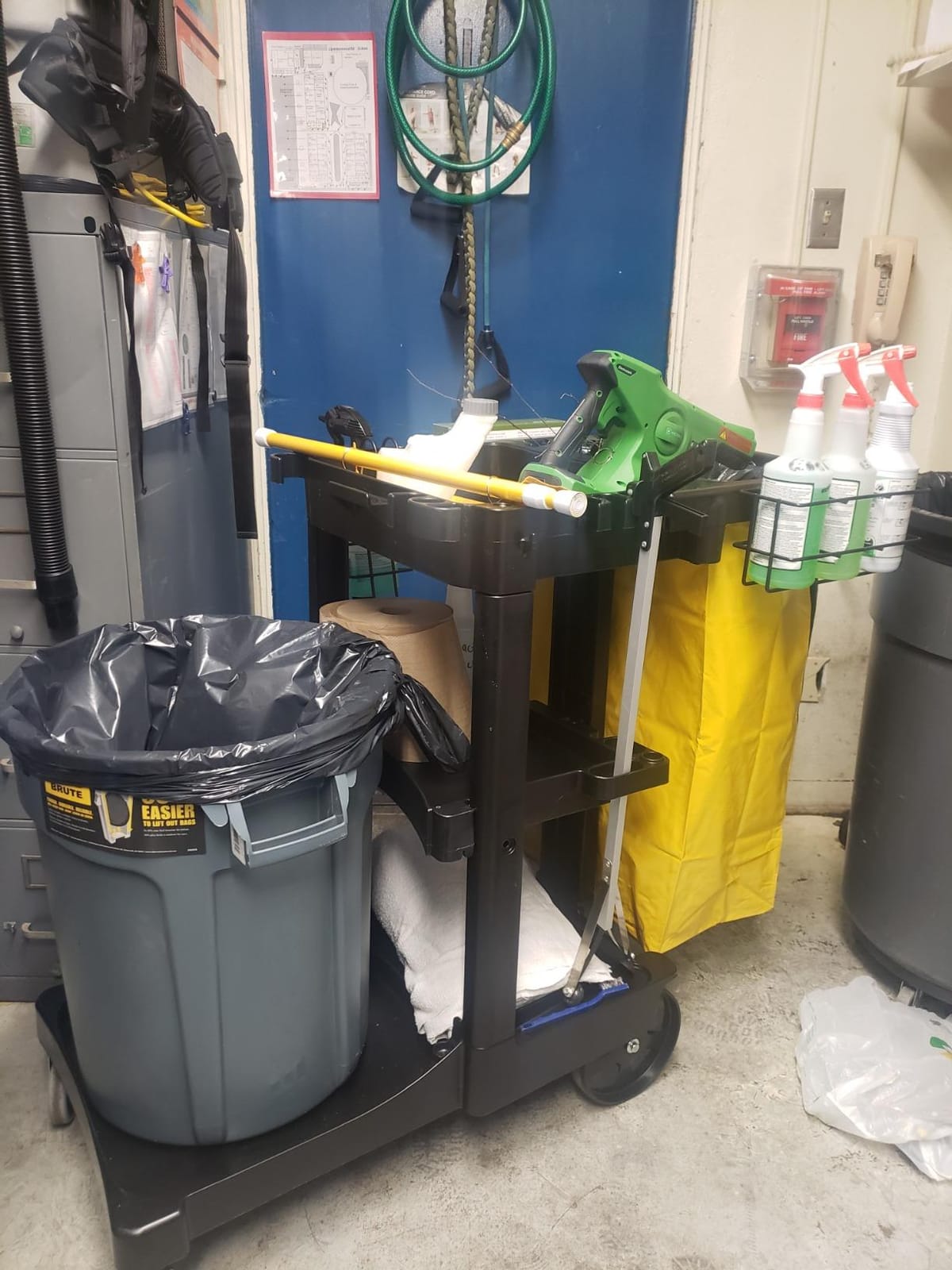 Rubbermaid Commercial Traditional Janitorial 3-Shelf Cleaning Cart, Wheeled with Zippered Yellow Vinyl Bag, for Business/School/Office/Janatorial Cleaning customer photo 1