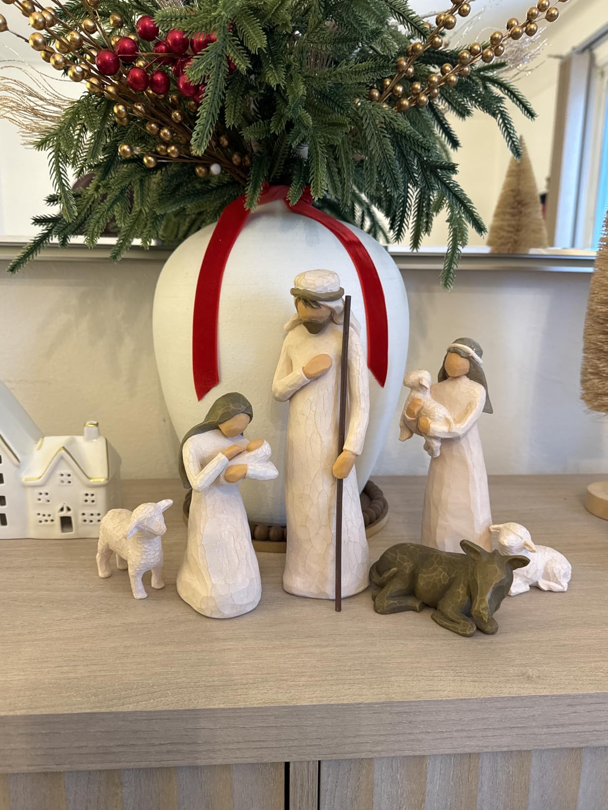 Willow Tree 6-piece Nativity, Sculpted Hand-Painted Set of Figures customer photo 2