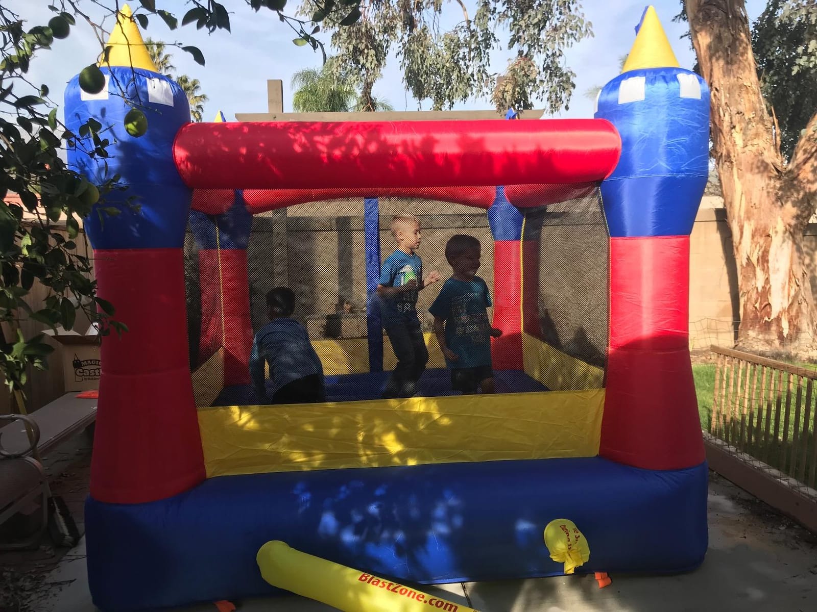 Blast Zone Magic Castle - Inflatable Bounce House with Blower - Premium Quality - Indoor/Outdoor - Portable - Sets Up in Seconds customer photo 1