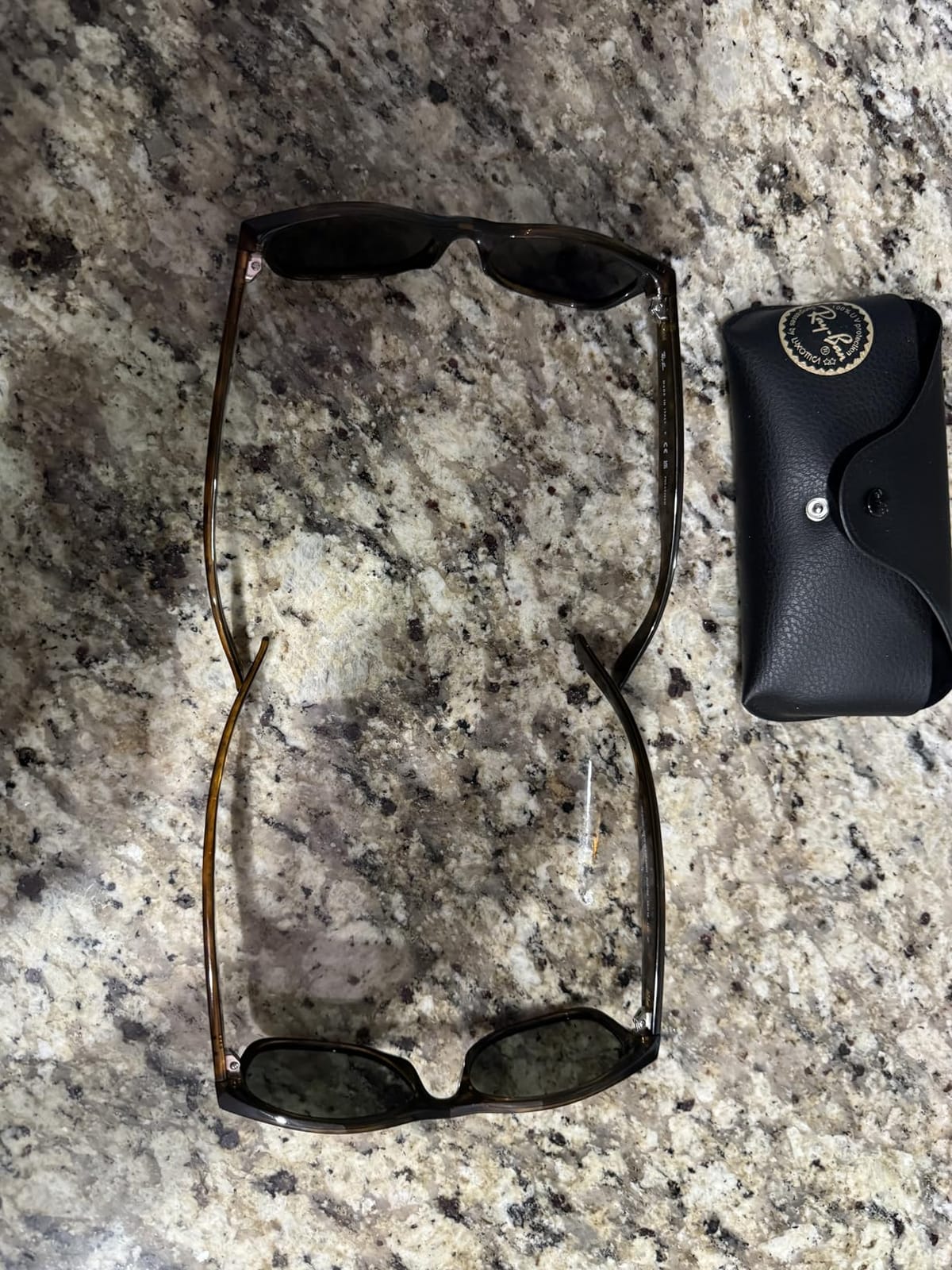 RB2132 New Wayfarer Polarized Square Sunglasses for Men for Women customer photo 2