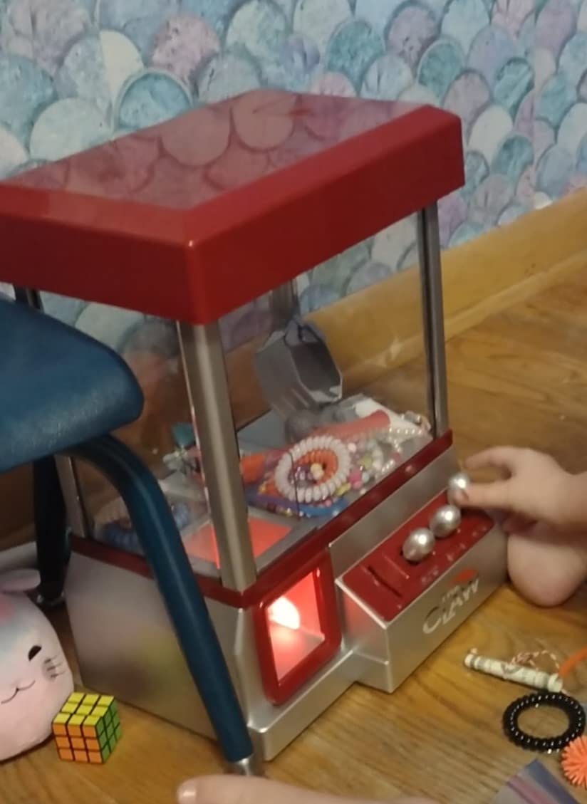 Carnival Crane Claw Game - Features Animation and Sounds for Exciting Pretend Play - Ages 8+ customer photo 2