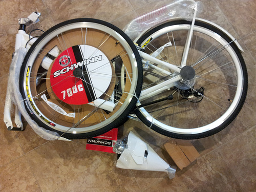 Schwinn Discover Hybrid Bike for Men and Women, 21-Speed, 28-Inch Wheels, 16-Inch Frame, Alloy Linear Pull Brakes, White customer photo 1