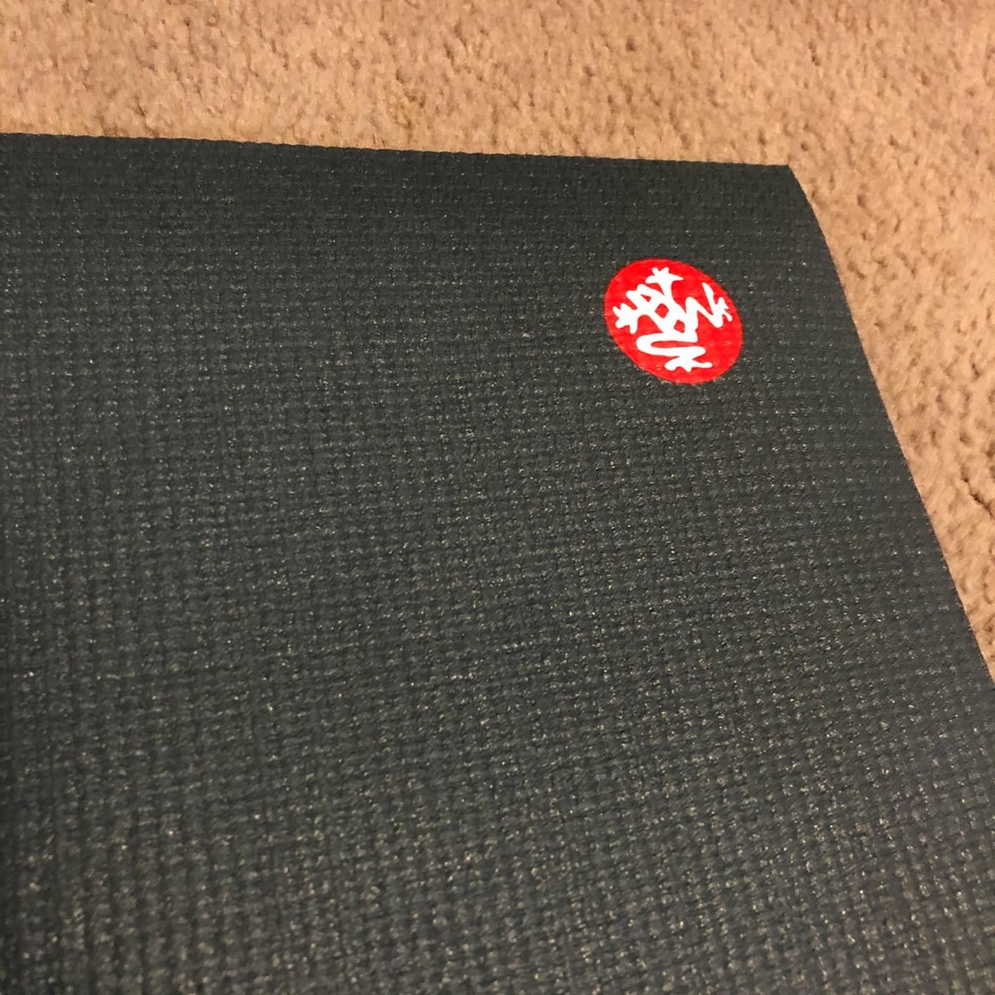 Manduka PROlite Yoga Mat 4.7mm | Lifetime Durability | Hygienic Construction | Teacher Approved customer photo 2
