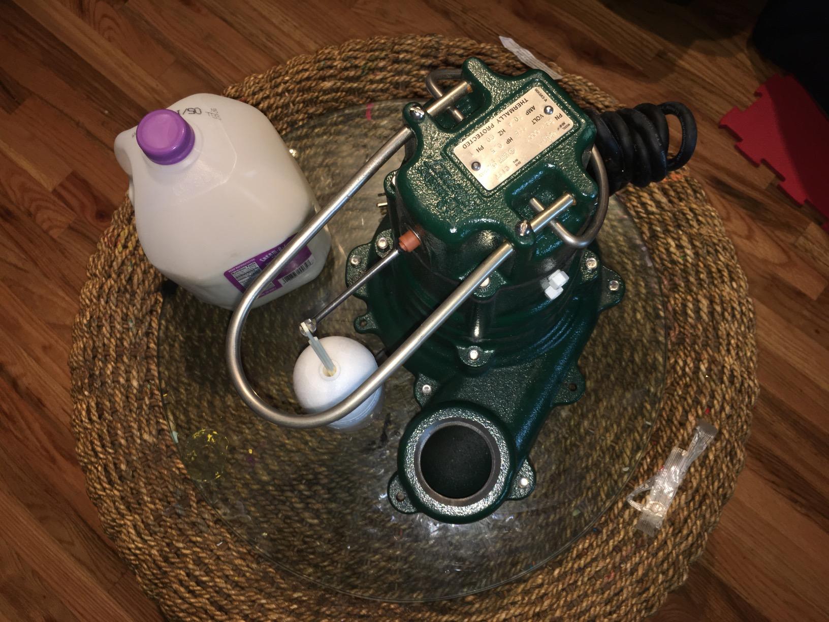 Zoeller Waste-Mate 267-0001 Sewage Pump, 1/2 HP Automatic | Heavy-Duty Submersible Sewage, Effluent or Dewatering Pump customer photo 1