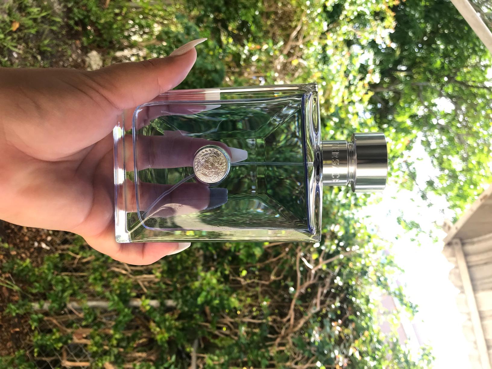 Versace Pour Homme Eau de Toilette Spray for Men, 200 ml, 6.7 Ounce customer photo 2