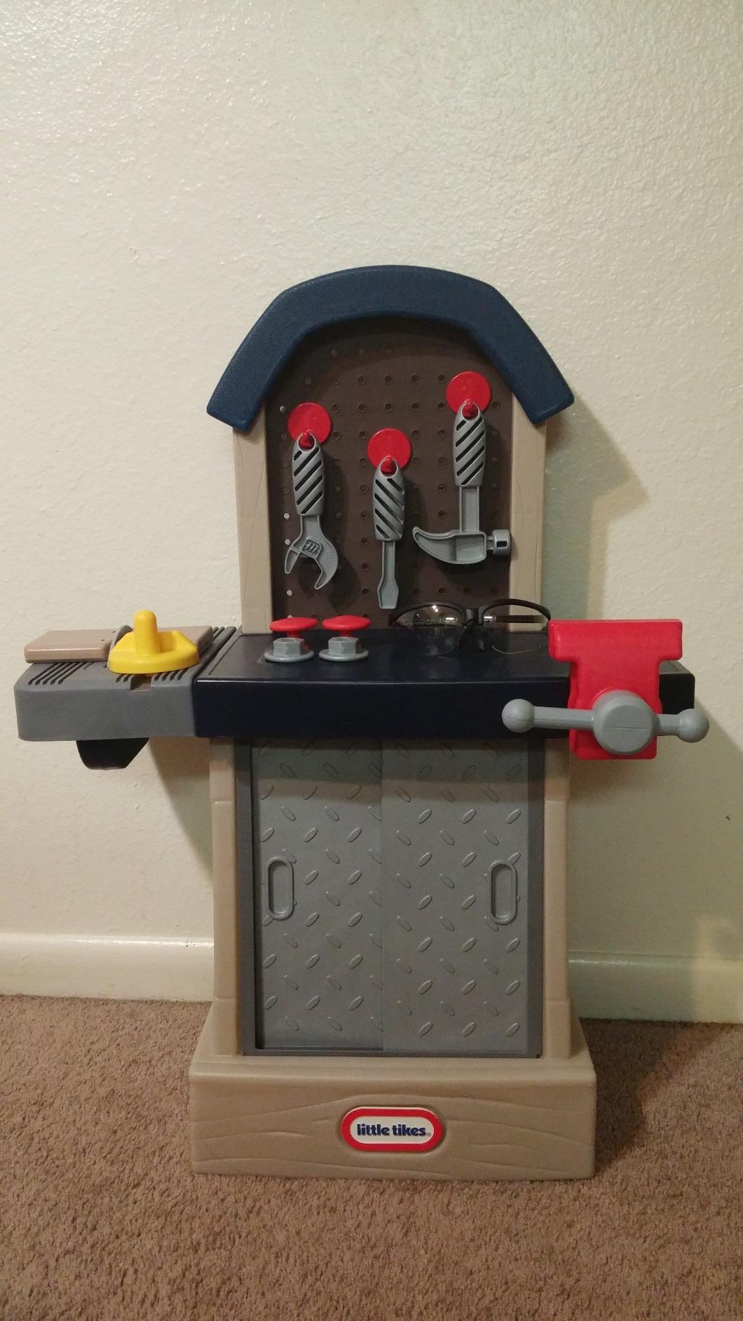 Little Tikes Tough Workshop Beige customer photo 1