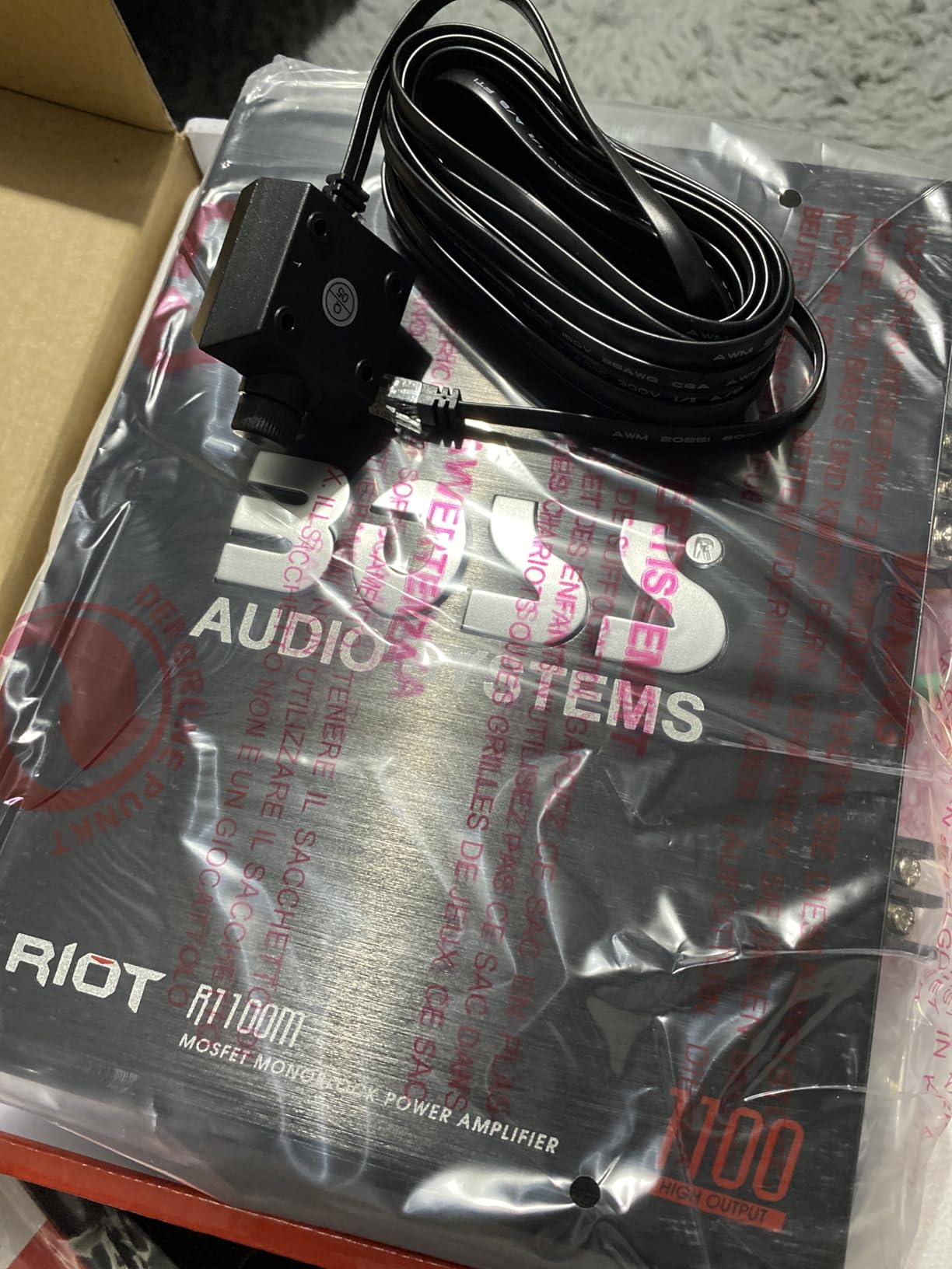 BOSS Audio Systems R1100M 1100 Watt Monoblock Car Amplifier customer photo 1