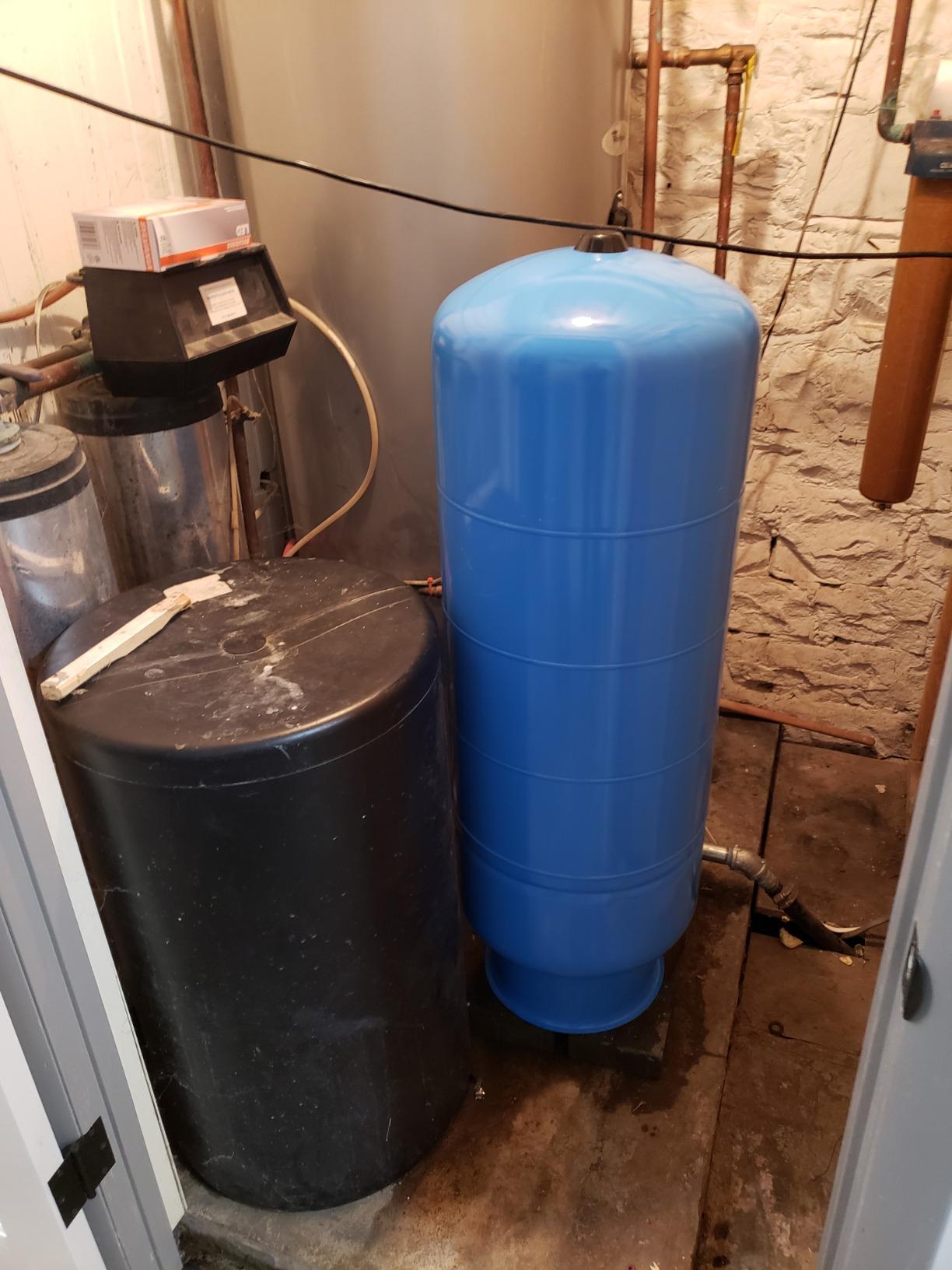 Amtrol WX-203 Well-X-Trol Stand Well Water Tank customer photo 2