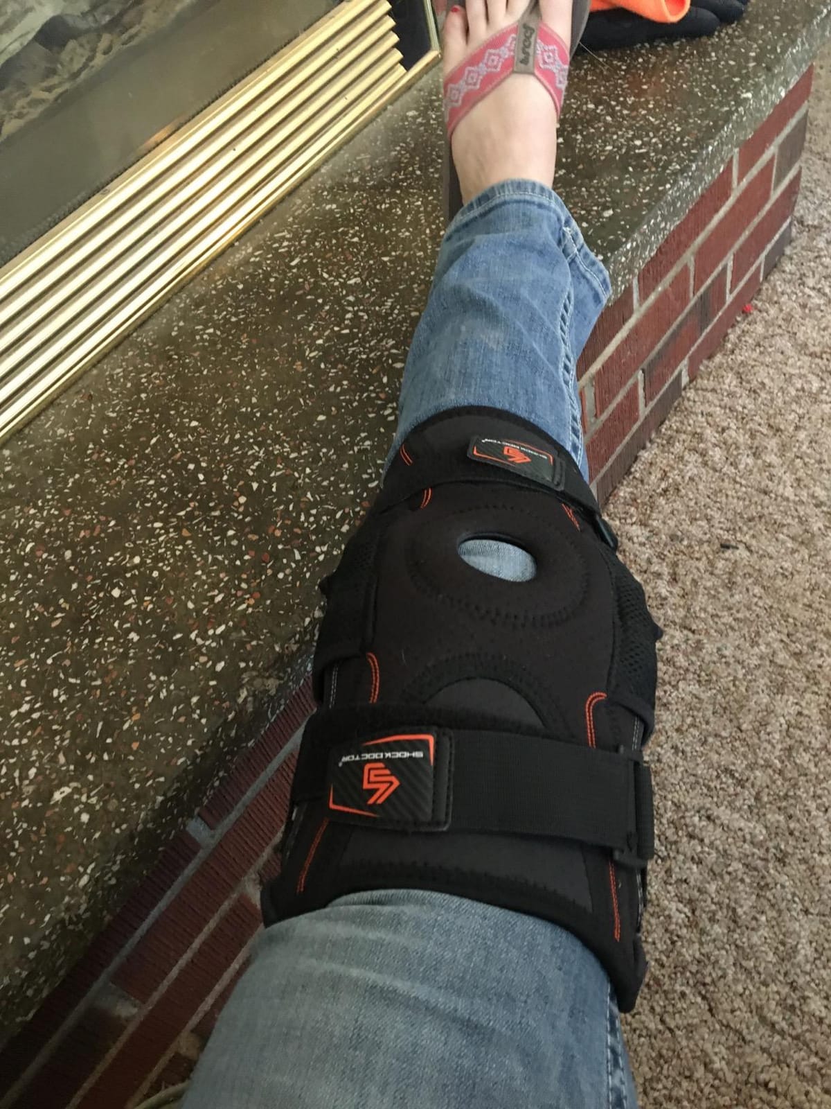 Shock Doctor Knee Brace, Compression Knee Brace for Men & Women, Hinged Knee Brace with Side Stabilizers, Maximum Support, Adjustable Dual Hinges, Knee Braces and Knee Support customer photo 2