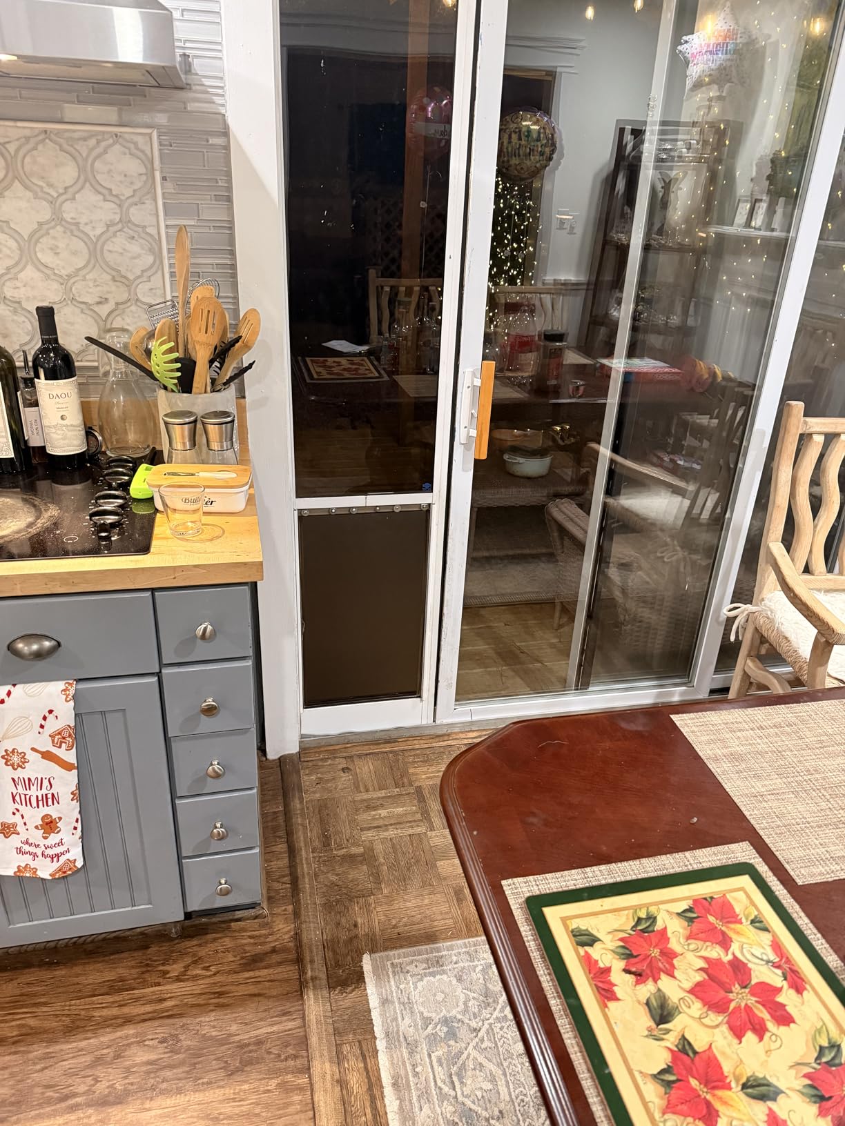 PetSafe Sliding Glass Pet Door, 1 Piece, Small Dogs to 15 lb, White customer photo 1