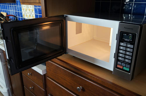 Panasonic NE-1054F Compact Light-Duty Countertop Commercial Microwave Oven with 10 Programmable Memory and Touch Screen Control, 1000W, 0.8 Cu. Ft, Stainless Steel customer photo 1