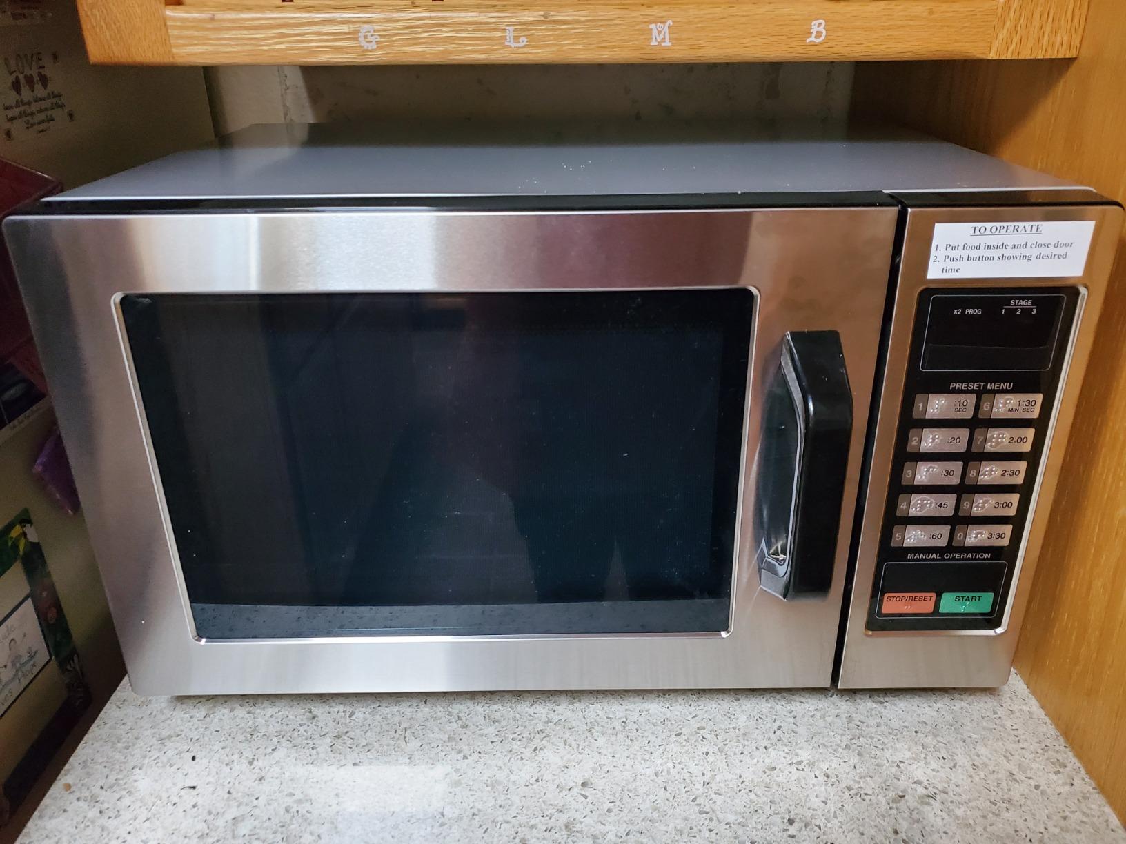 Panasonic NE-1054F Compact Light-Duty Countertop Commercial Microwave Oven with 10 Programmable Memory and Touch Screen Control, 1000W, 0.8 Cu. Ft, Stainless Steel customer photo 2
