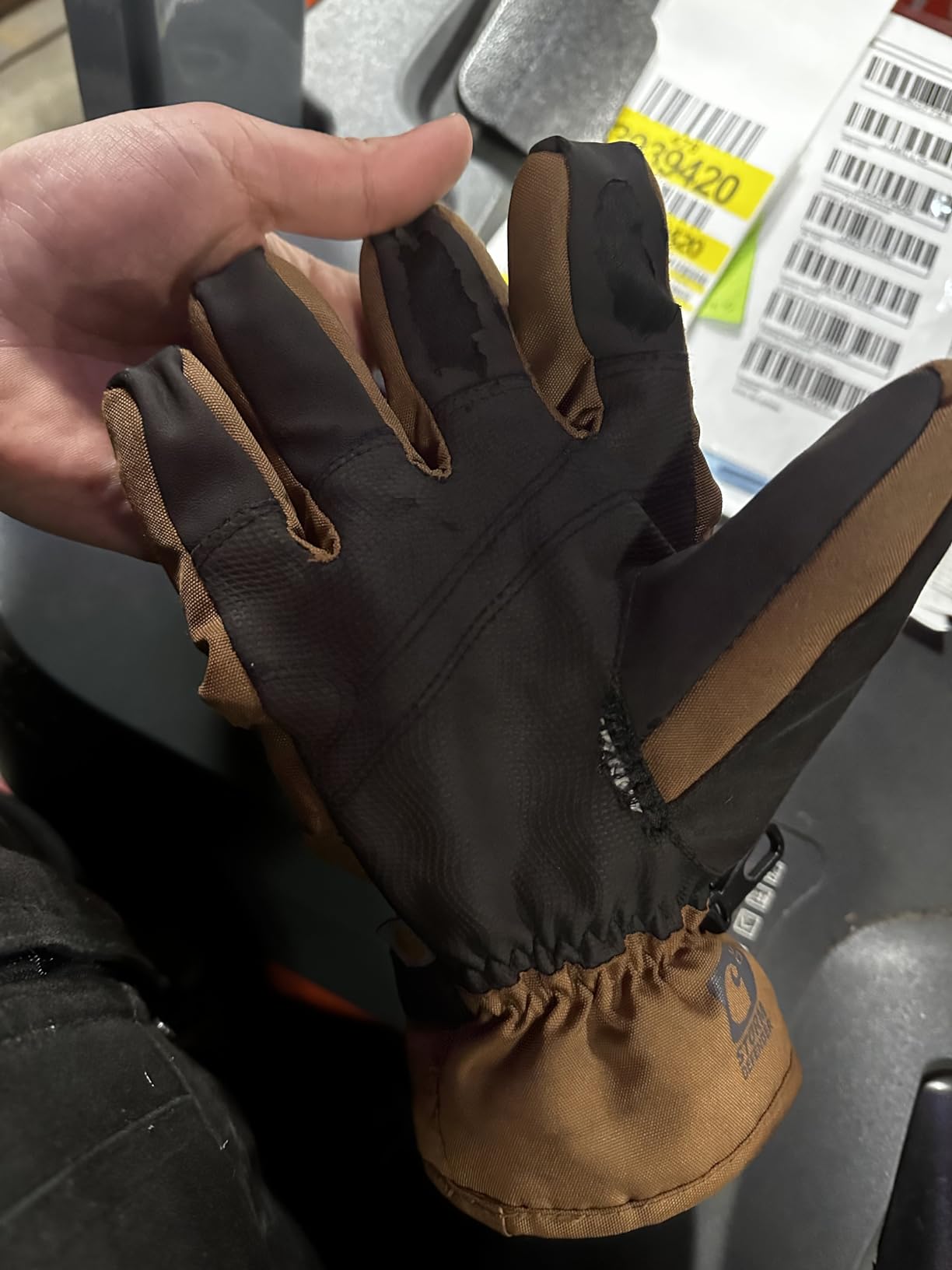 Carhartt Men's W.b. Waterproof Windproof Insulated Work Glove customer photo 2