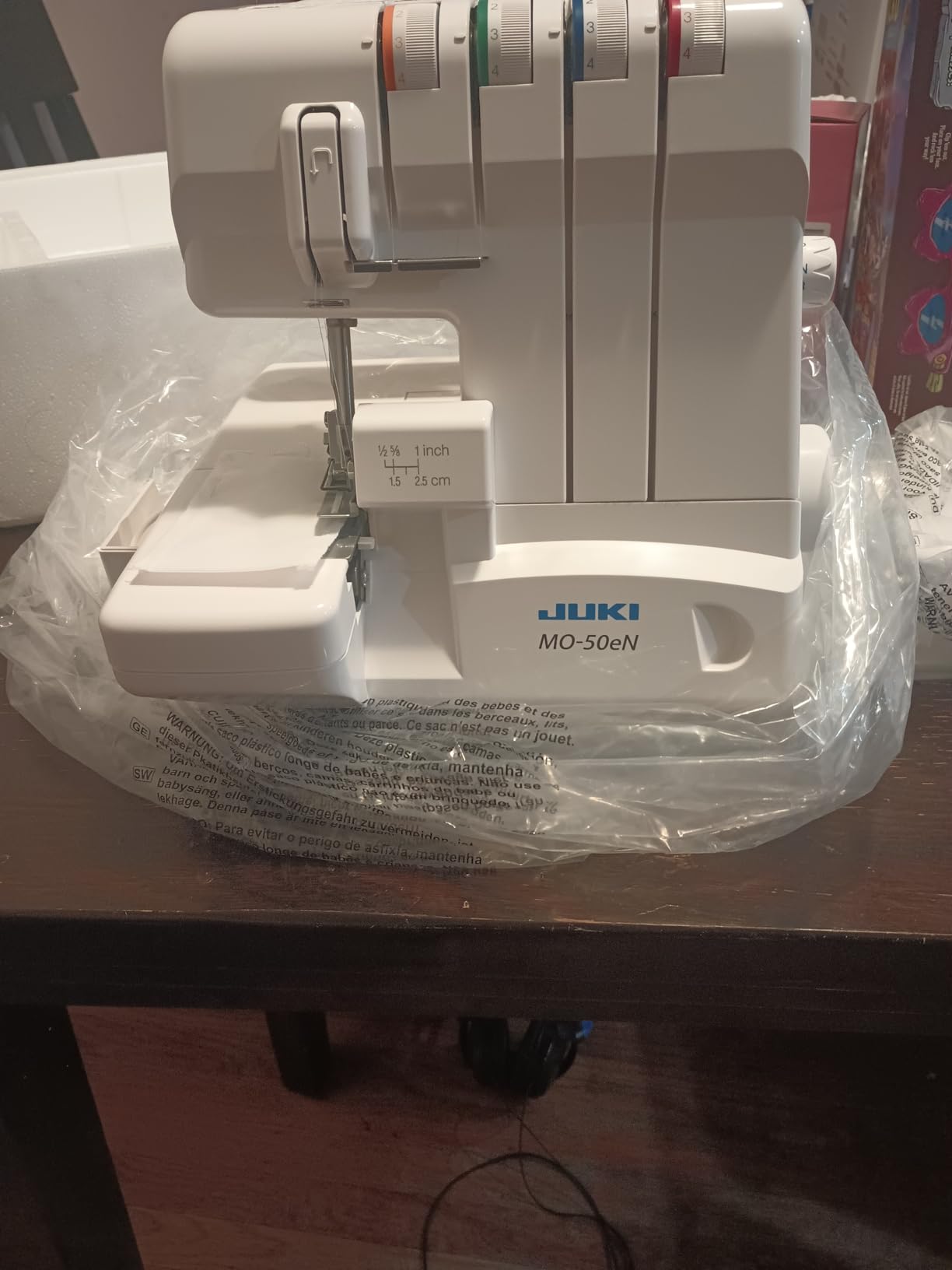 Juki MO-50E 3 or 4 Thread Serger, Lay In Tensions, Adjustable Differential Feed, Built In Rolled Hem, Automatic Lower Looper Threader, Retractable Upper Knife customer photo 2