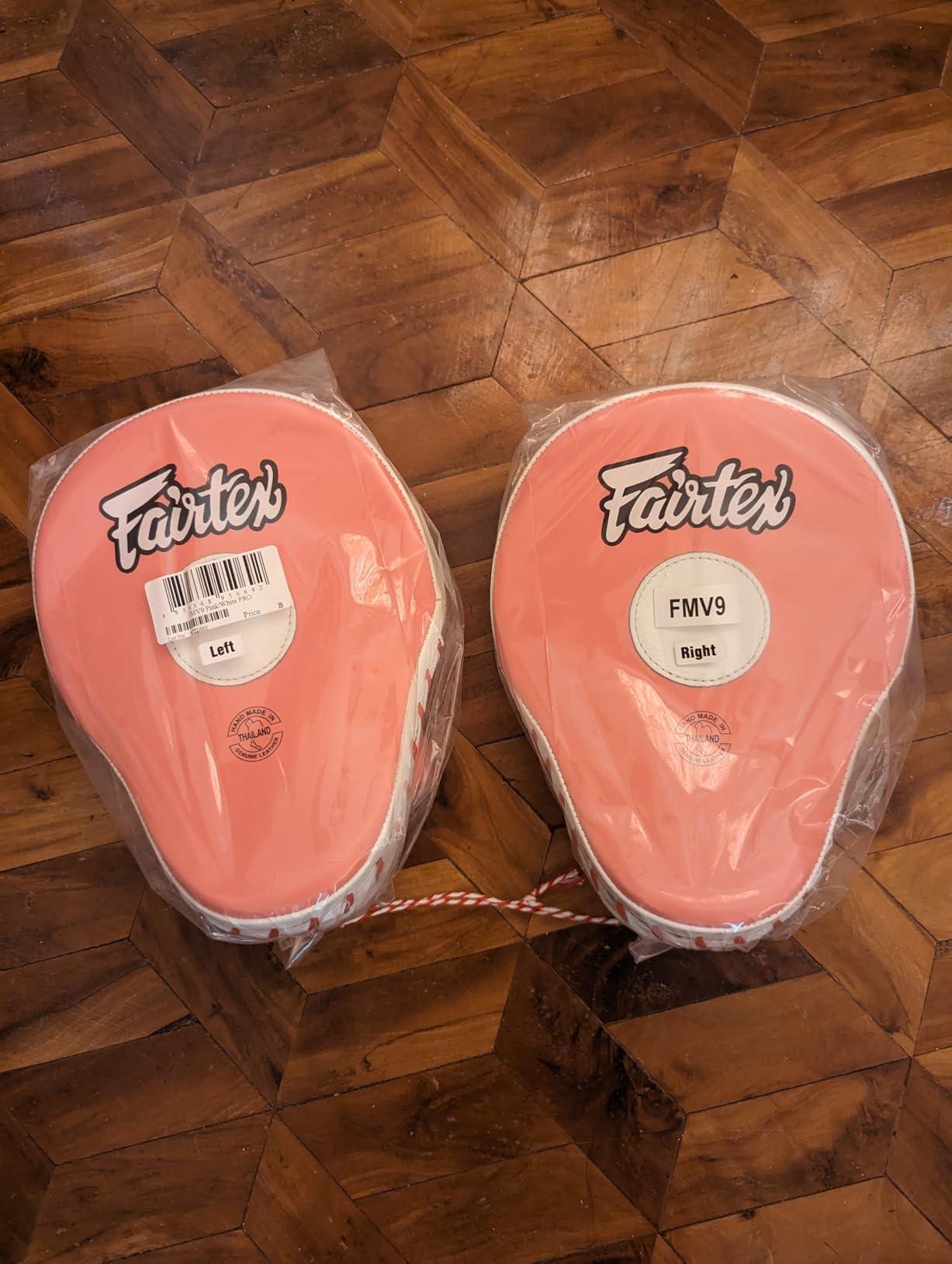 Fairtex FMV9 Contoured Focus Mitts | Striking Accuracy & Protection for Boxing, Muay Thai, Kickboxing | Ergonomic Design, Soft Padding, Secure Fit Leather customer photo 1