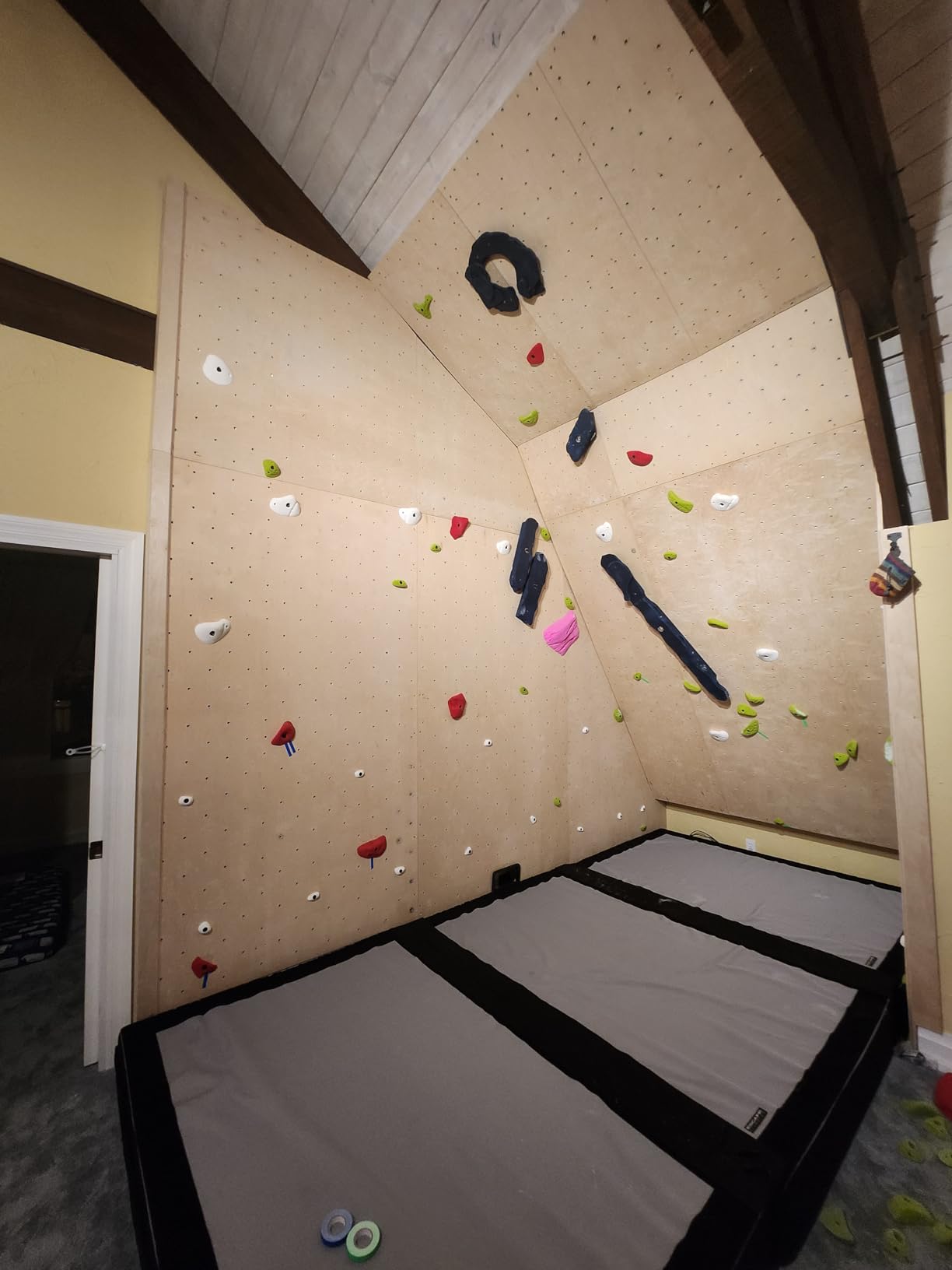 Escape Climbing Starter Pack | 51 Premium Plastic Rock Climbing Holds Designed for Beginners | Includes Jugs, Crimps, and Pinches in Multiple Sizes customer photo 1