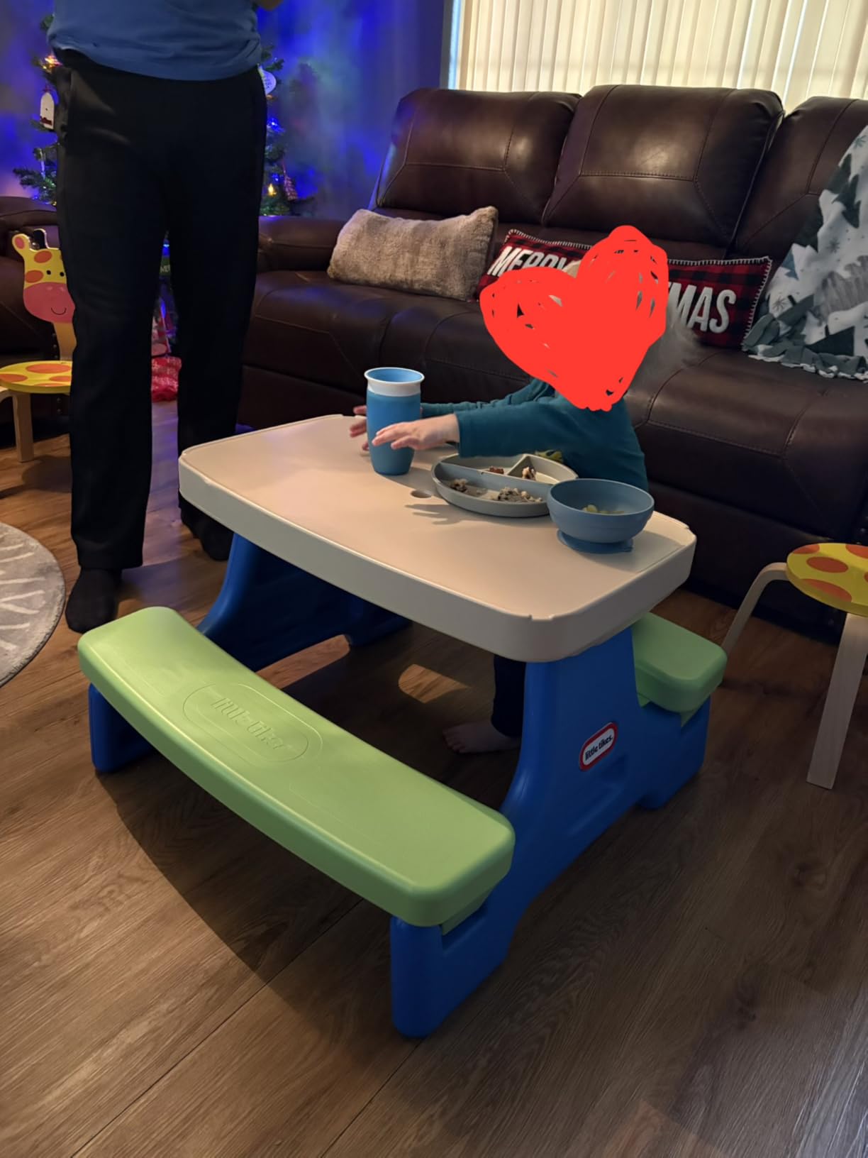 Little Tikes Easy Store Jr. Play Table (Amazon Exclusive), Ages 18 Months to 5 Years customer photo 1