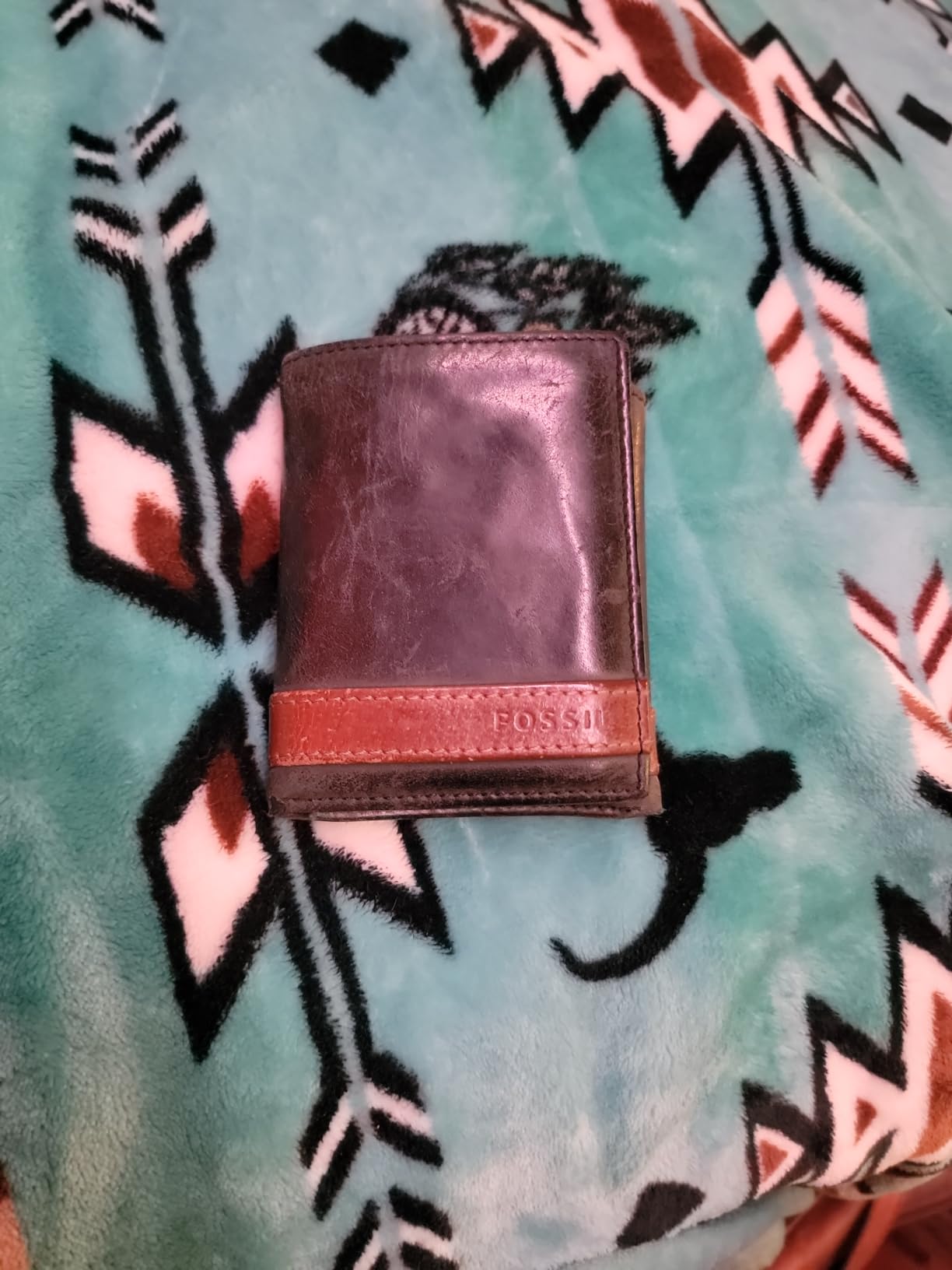 Fossil Men's Ingram Leather Trifold with ID Window Wallet, Leather Trifold Wallet for Men, Brown customer photo 1