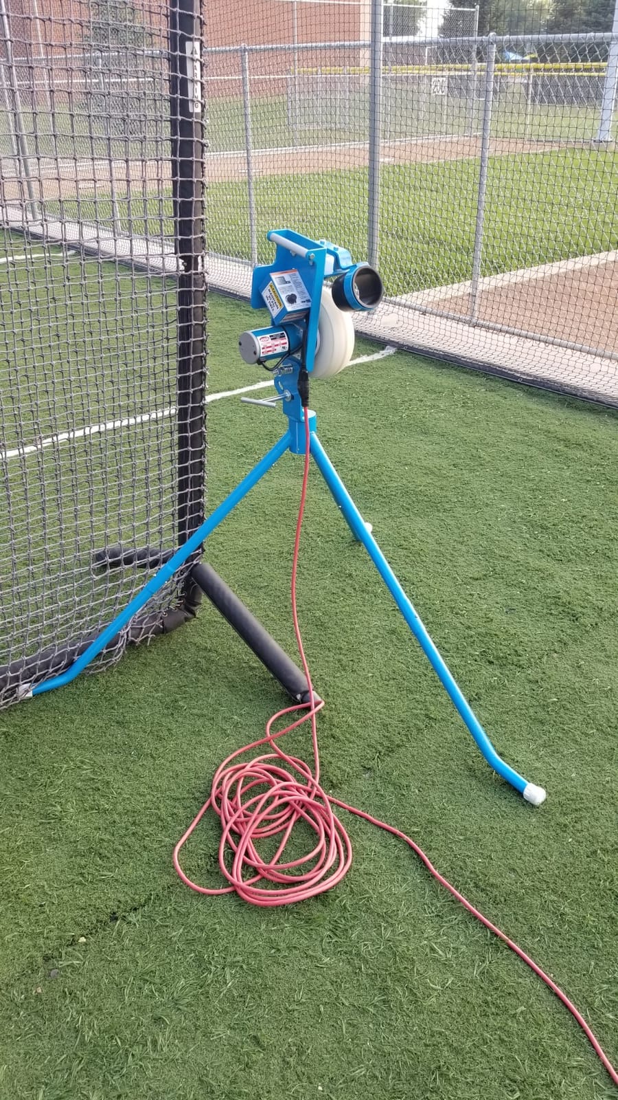 JUGS PS50 Baseball and Softball Pitching Machine - The Introductory-Level Pitching Machine That Throws up to 50 mph customer photo 2