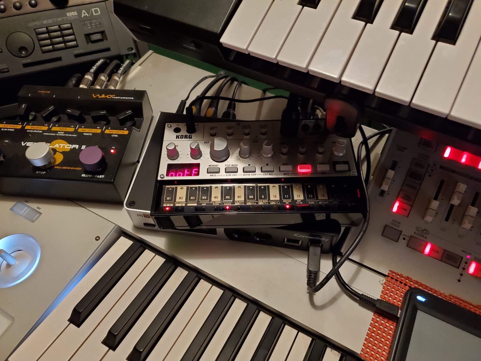 Korg Volca Bass Analog Synthesizer w/ Three Oscillators and 16-Step Sequencer customer photo 1