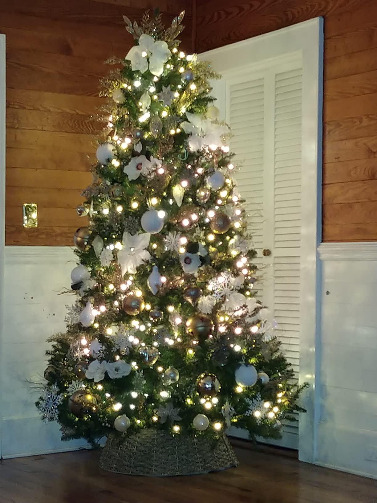 National Tree Company 7ft Unlit Dunhill Fir Full Artificial Christmas Tree customer photo 2
