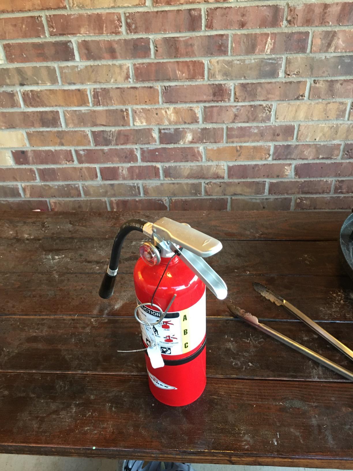Amerex B500 Fire Extinguisher, 5 lb. ABC Dry Chemical | Rechargeable all-metal 5 lb ABC extinguisher, UL rated 2A:10B:C customer photo 2