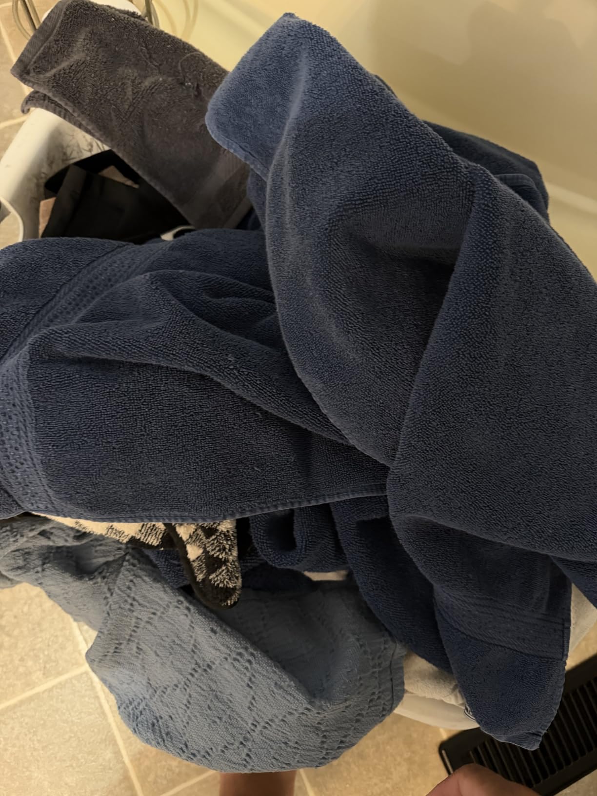 Utopia Towels 8 Piece Majestic Plush Luxury Towel Set, Cotton, Grey customer photo 2