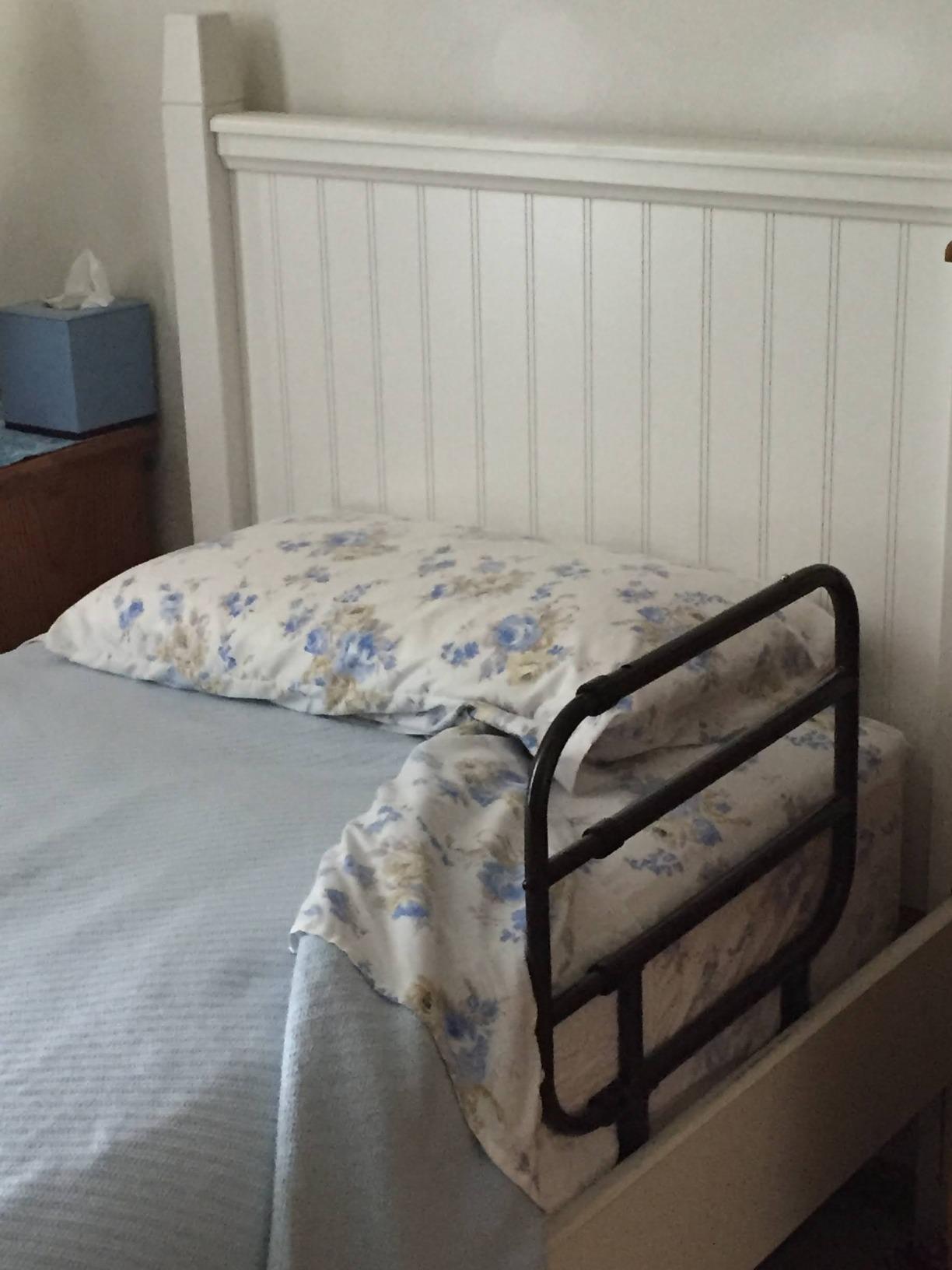Able Life Bedside Extend-A-Rail, Adjustable Senior Bed Safety Railing and Stand Assist Grab Bar, Extendable Guardrail for Seniors and Elderly Adults, ASTM Safety Approved Bedrail customer photo 1
