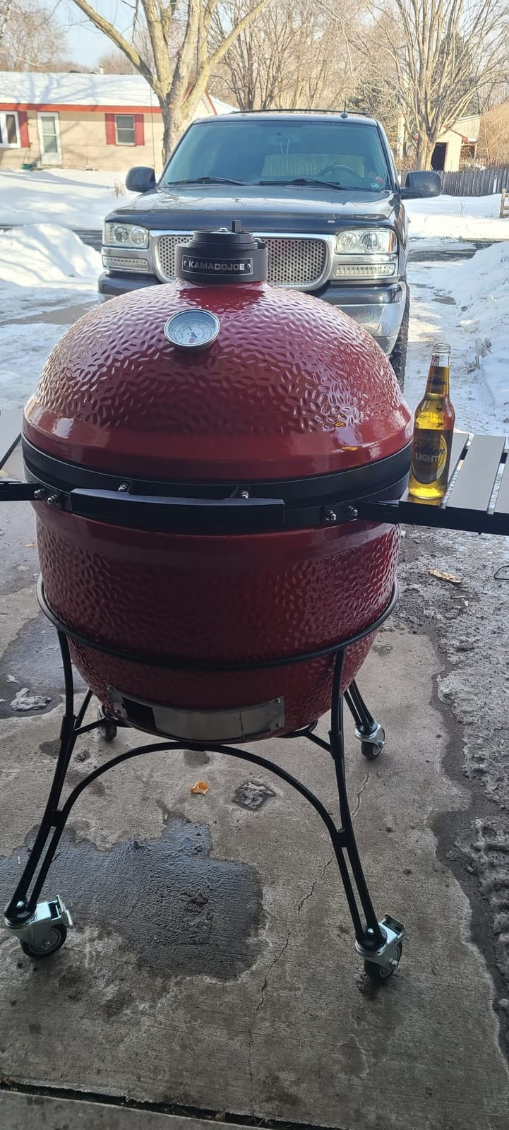 Kamado Joe Big Joe Series I 24-inch Ceramic Charcoal Grill and Smoker with Cart, Side Shelves, Stainless Steel Grates and 450 Cooking Square Inches in Red, Model BJ24Rh customer photo 1