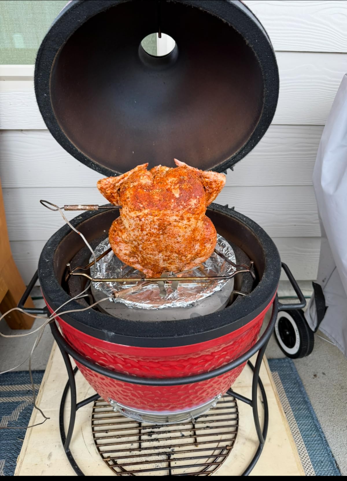Kamado Joe Joe Jr 13.5-inch Portable Ceramic Charcoal Grill with Grill Stand, Stainless Steel Cooking Grate, Heat Deflectors and Ash Tool in Red, Model KJ13RH customer photo 2