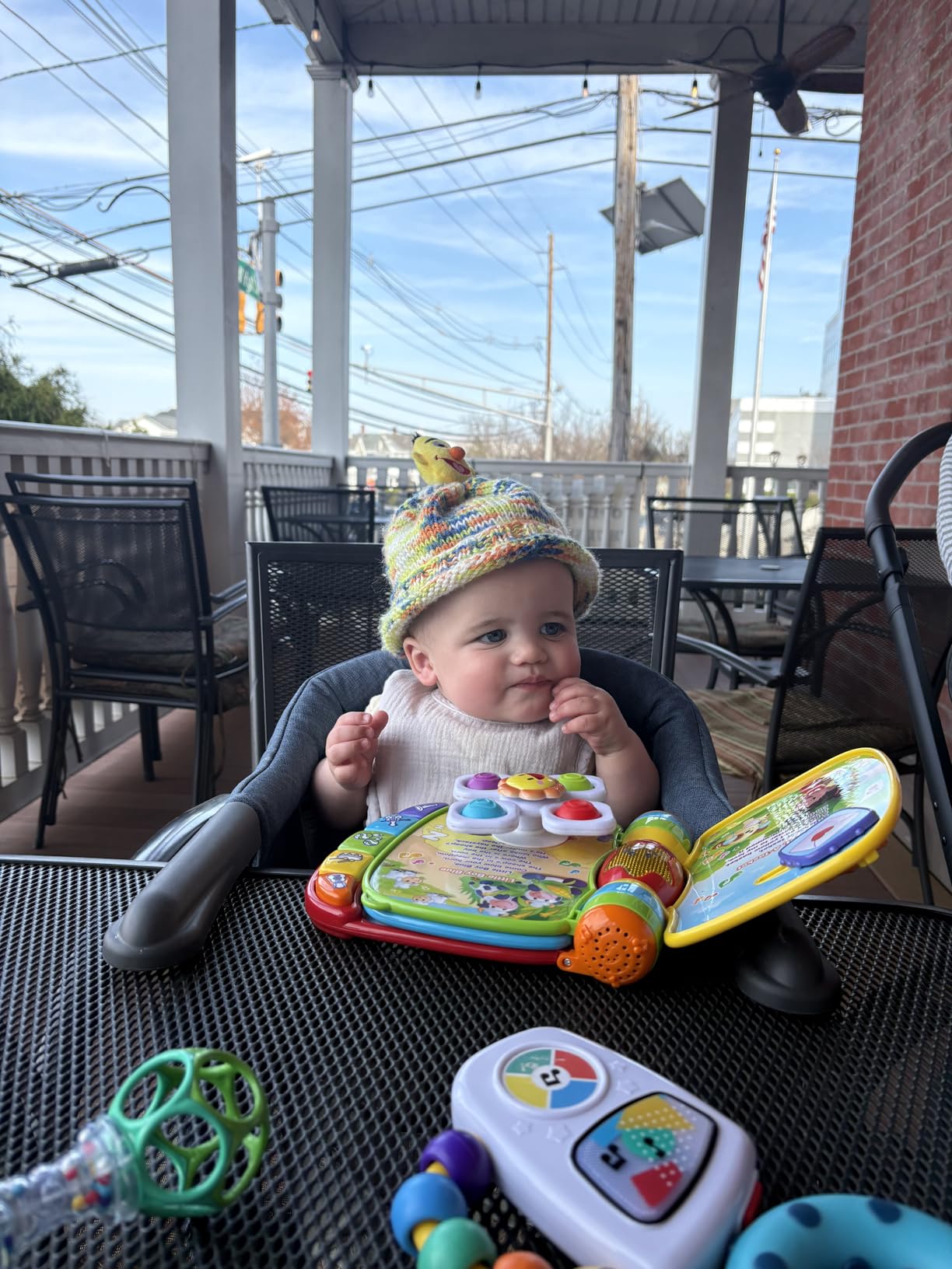 Inglesina Fast Table Chair, Black - Portable Baby High Chair - for Babies & Toddlers up to 37 lbs - Collapsible Design - Fits Tables 0.8'' to 3.5'' Thick - Compact & Easy to Use - Travel Bag Included customer photo 1