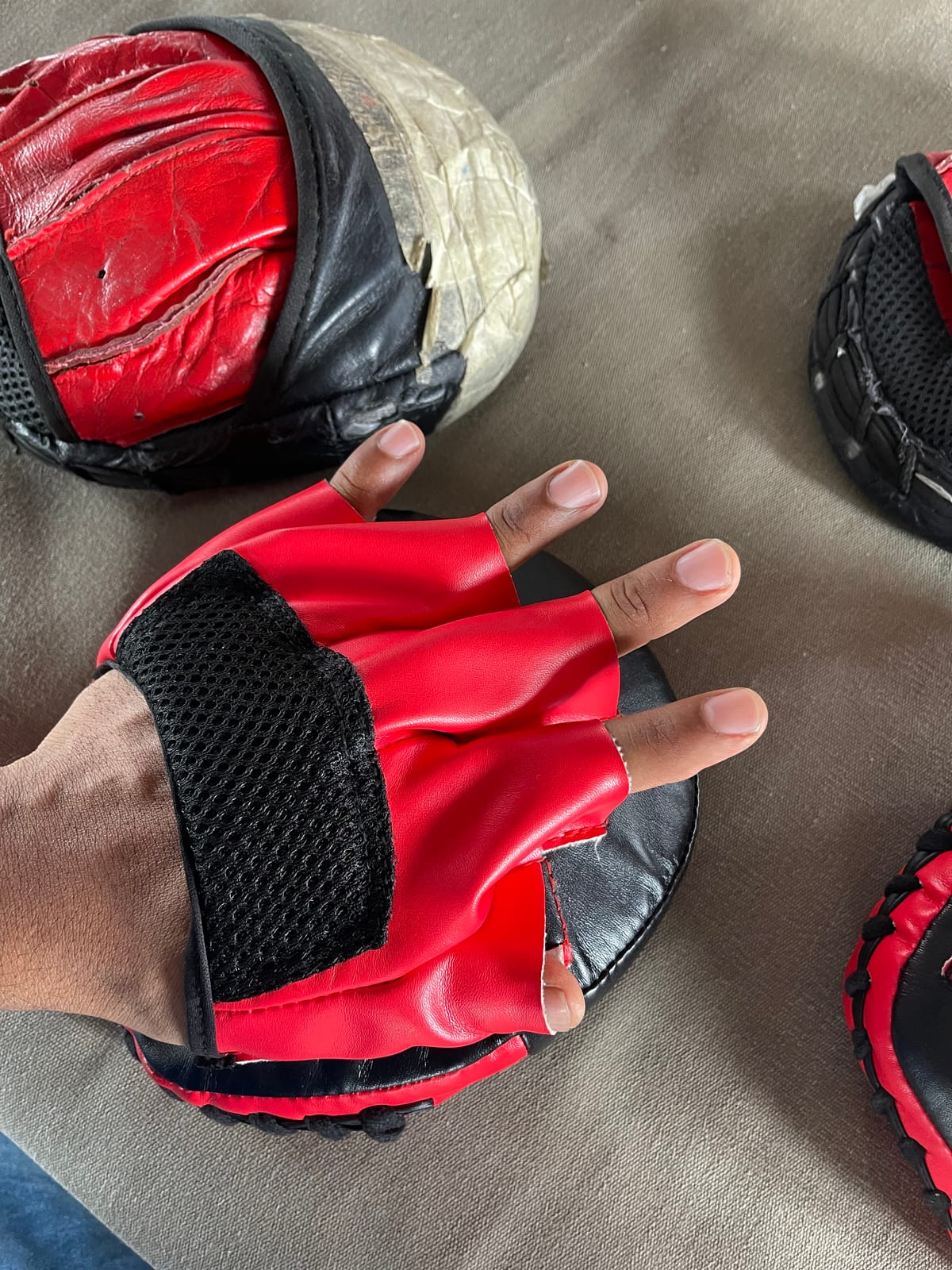 MaxxMMA Micro Focus Punch Mitts - Boxing MMA Training Fitness Kickboxing Muay Thai customer photo 1